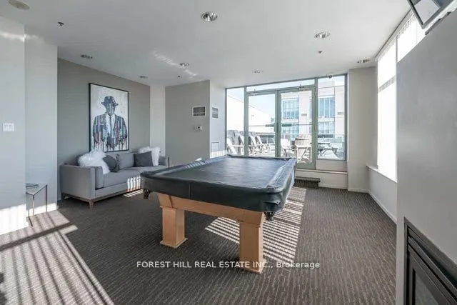 200 Manitoba Street #212