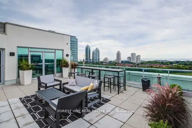 200 Manitoba Street #212