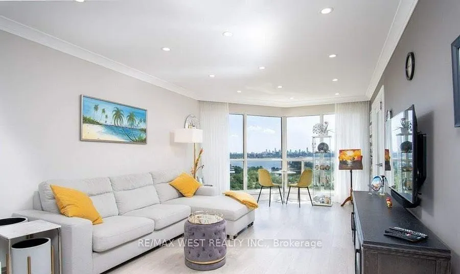 2261 Lake Shore Boulevard W #NPH7