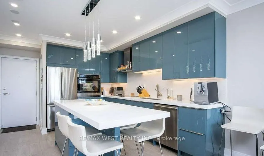 2261 Lake Shore Boulevard W #NPH7