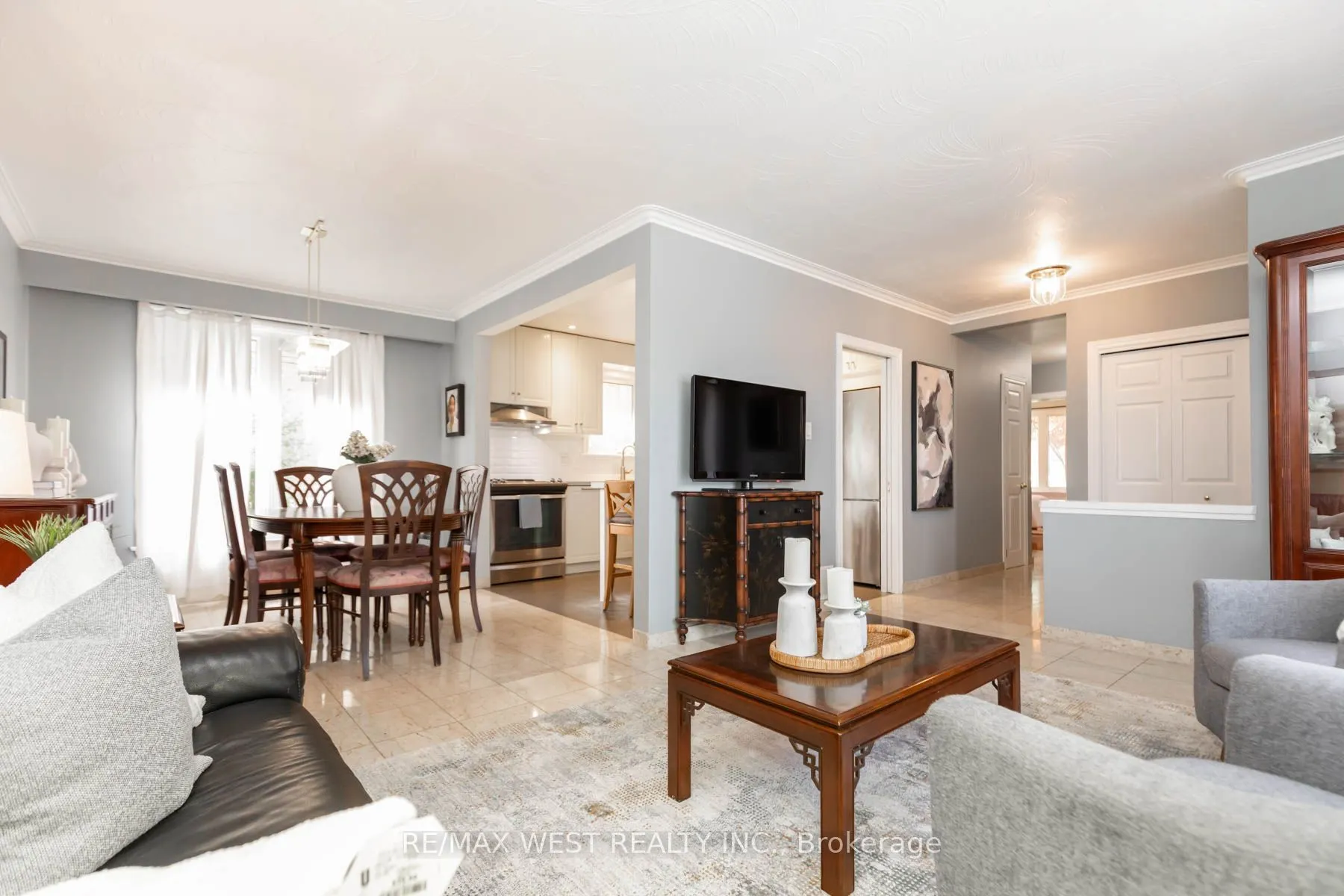 82 Renault Crescent