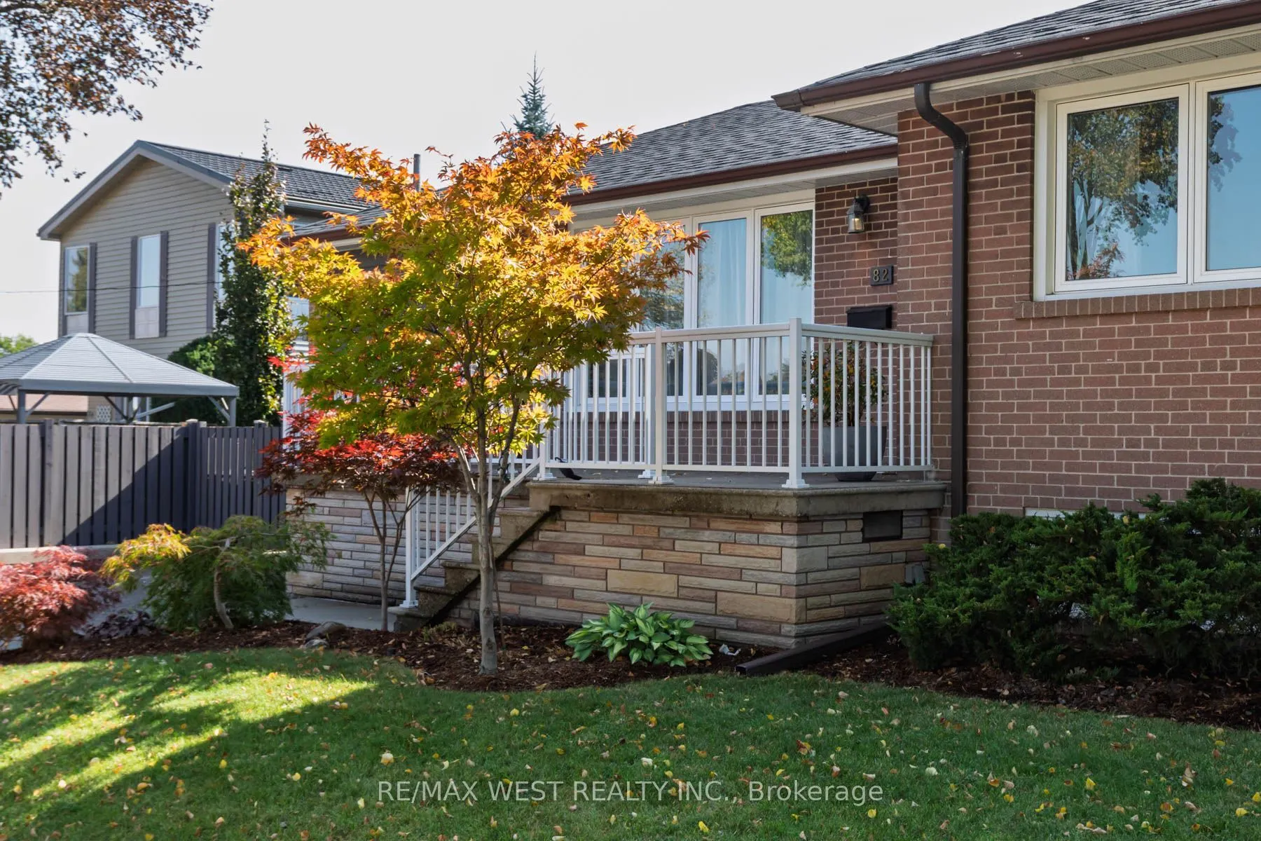 82 Renault Crescent