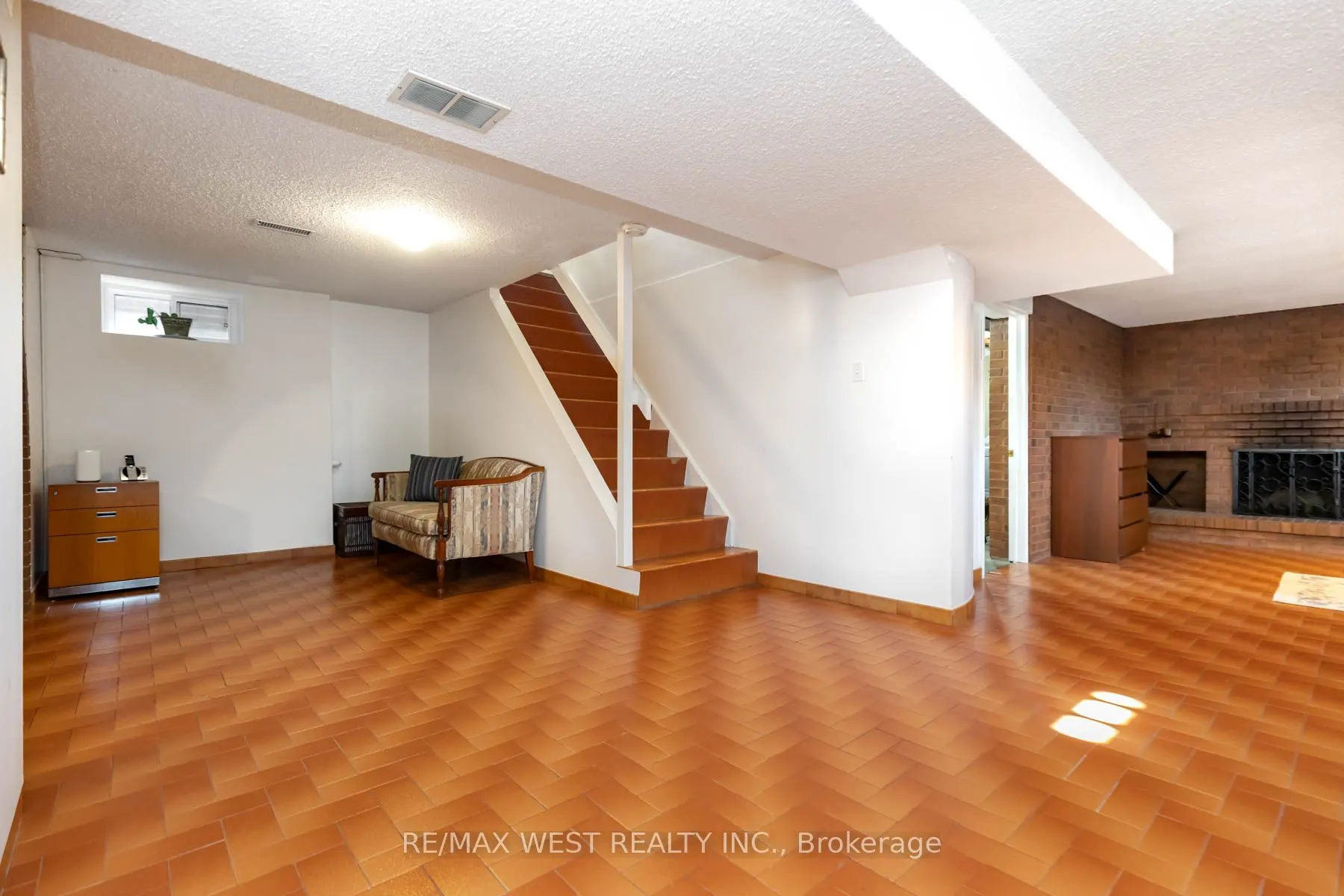 82 Renault Crescent