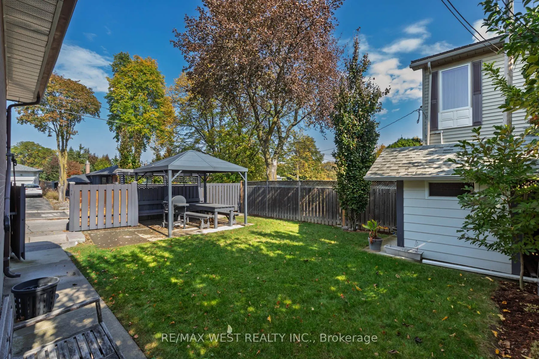 82 Renault Crescent