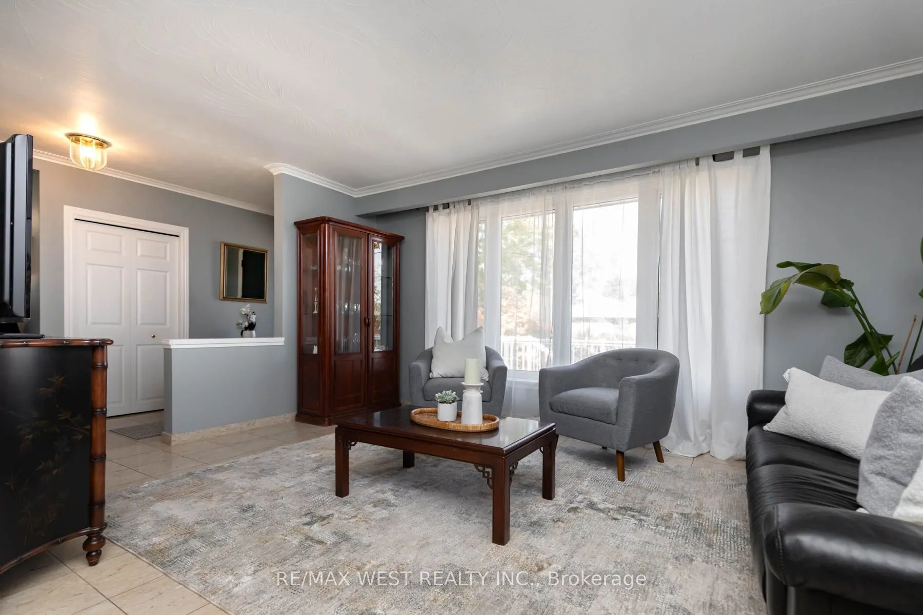 82 Renault Crescent