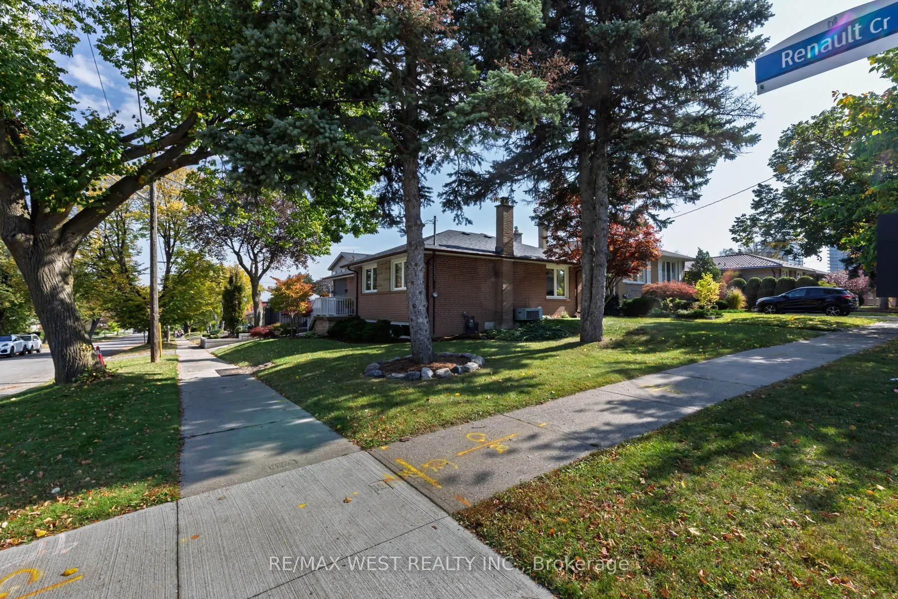82 Renault Crescent