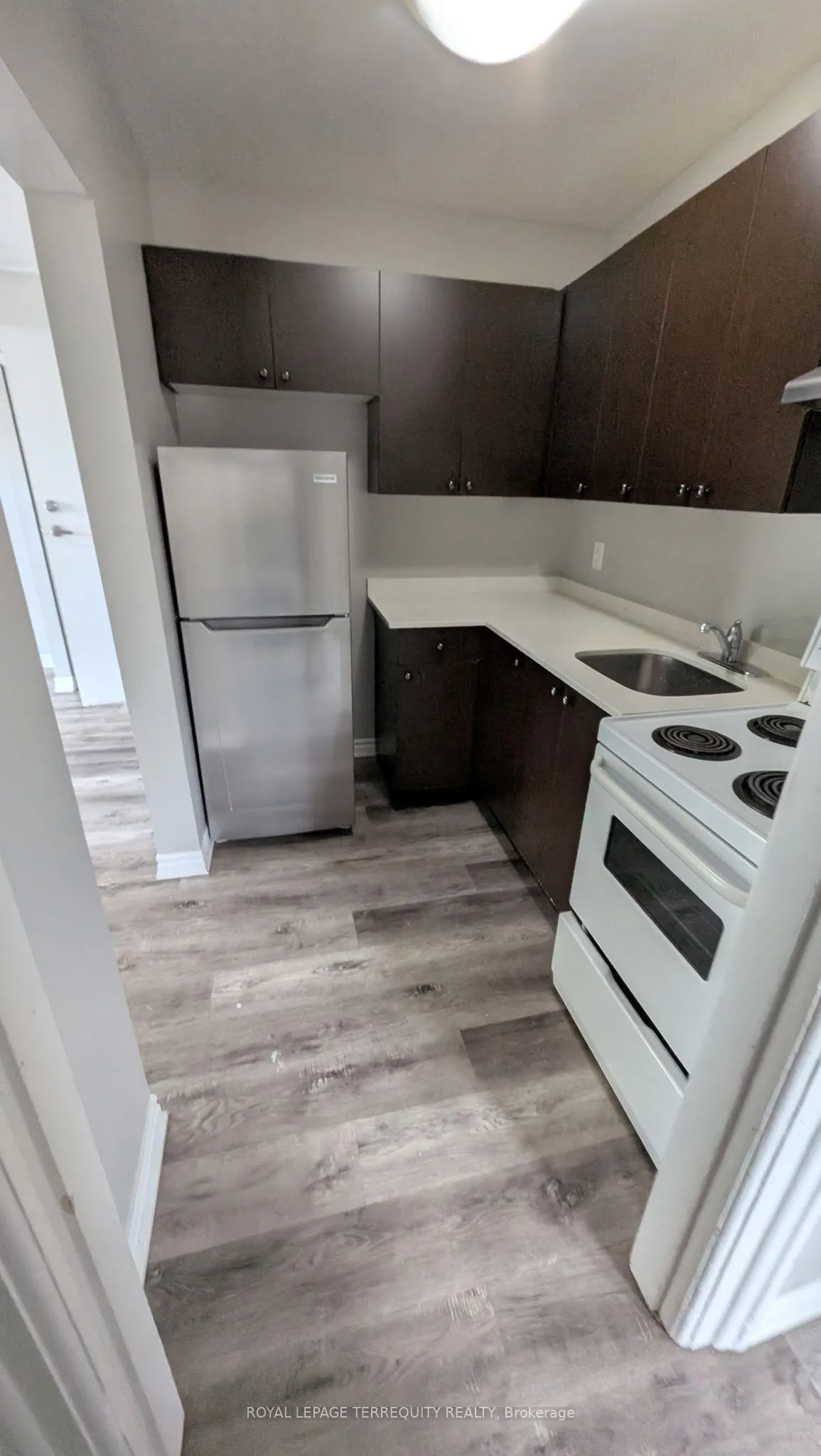 44 Main Street N #4
