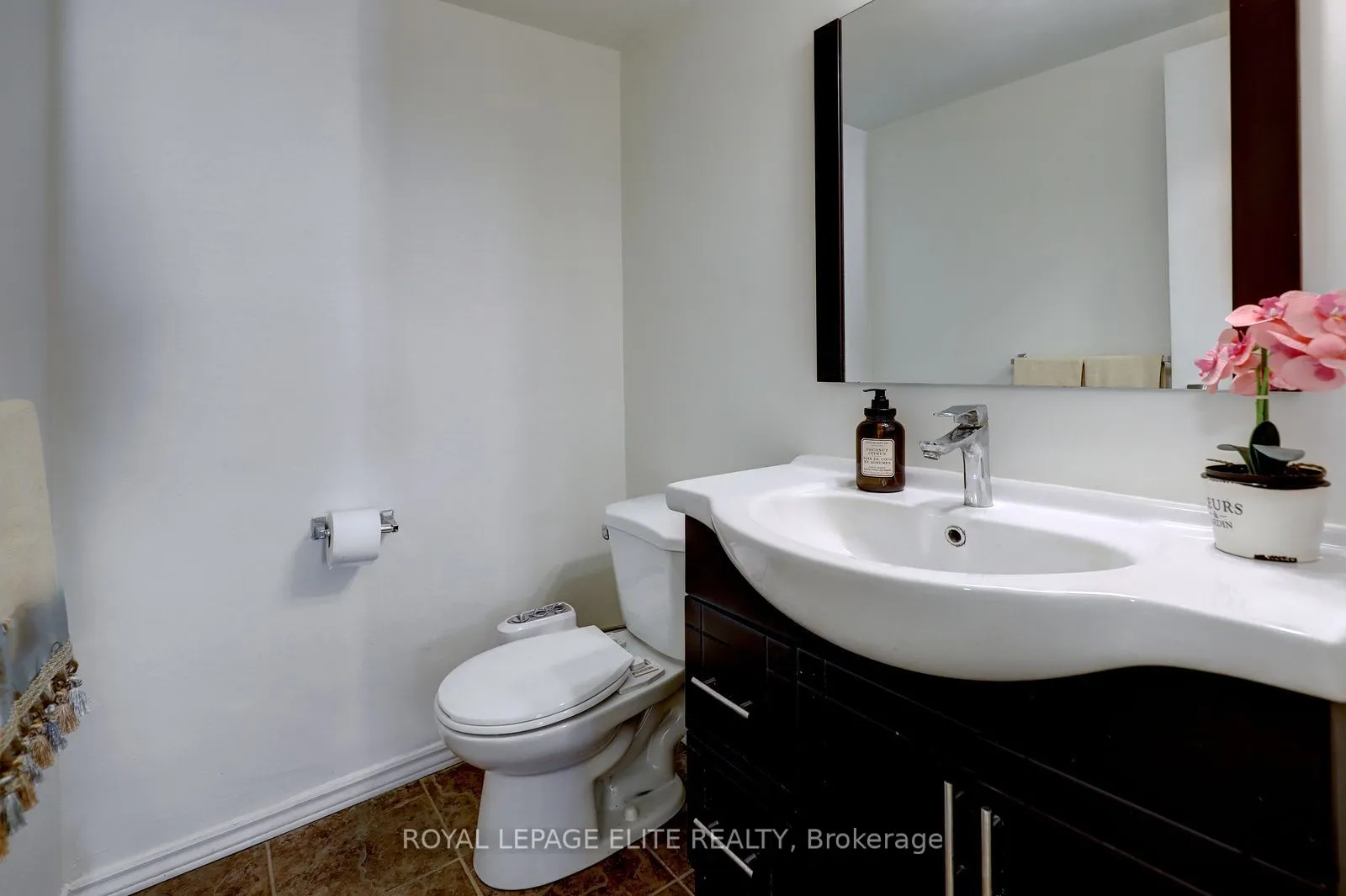 2 Valhalla Inn Road #250