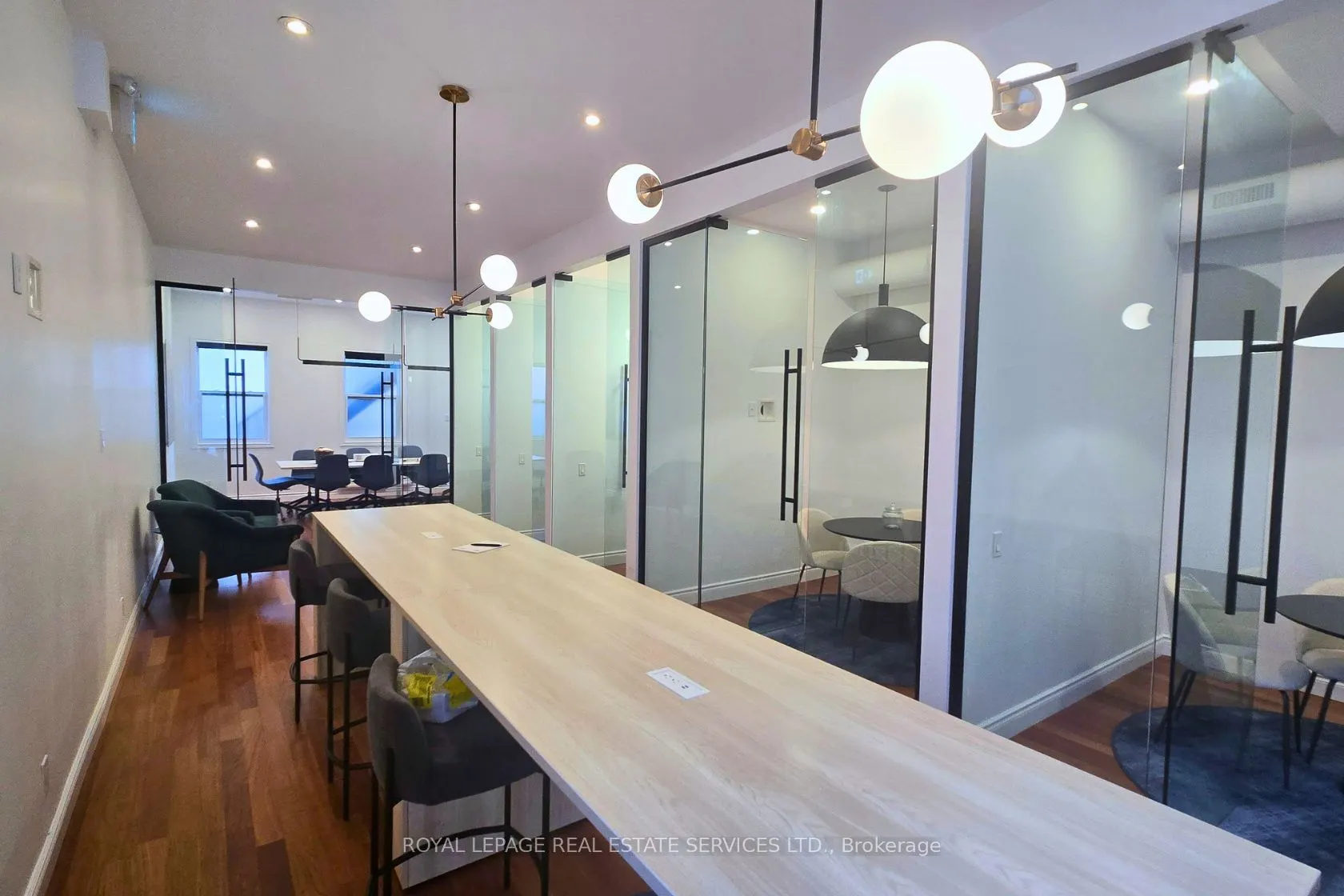 3352 Dundas Street W #Main