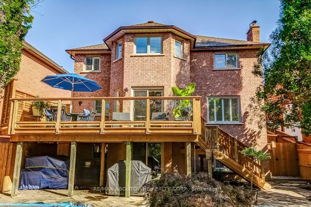 2080 Mckerlie Crescent