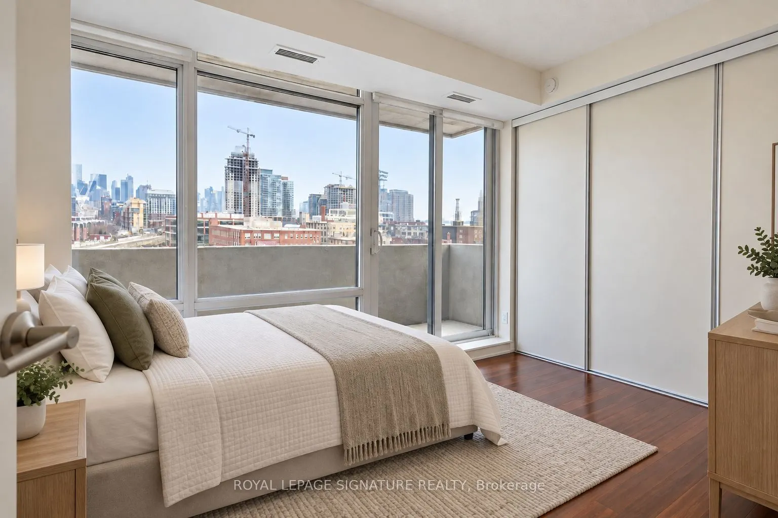 20 Joe Shuster Way #712