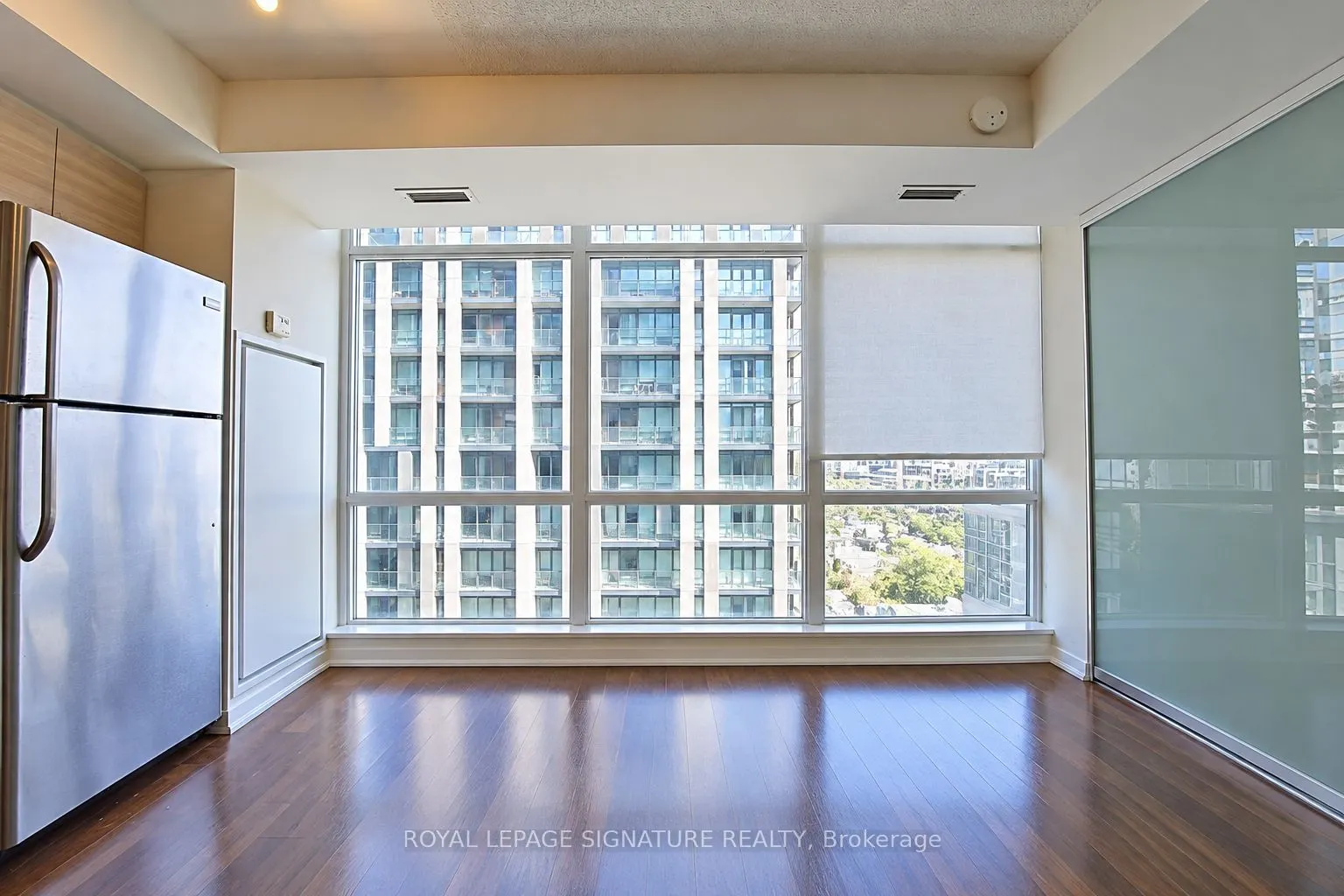 20 Joe Shuster Way #712