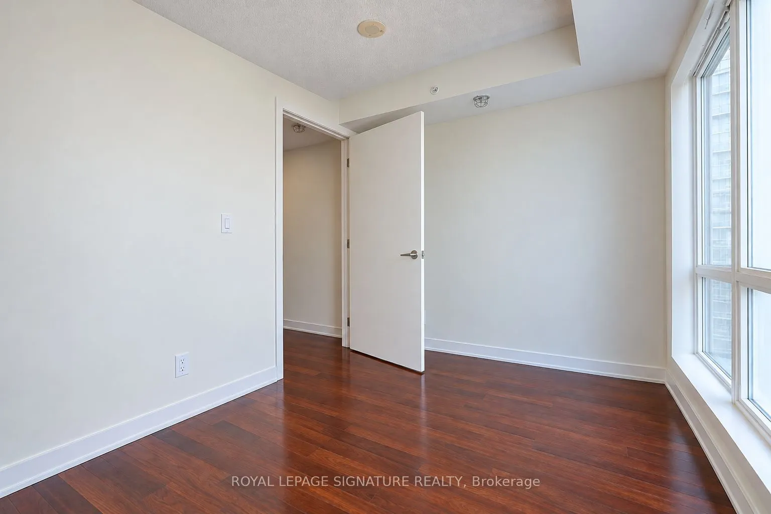 20 Joe Shuster Way #712