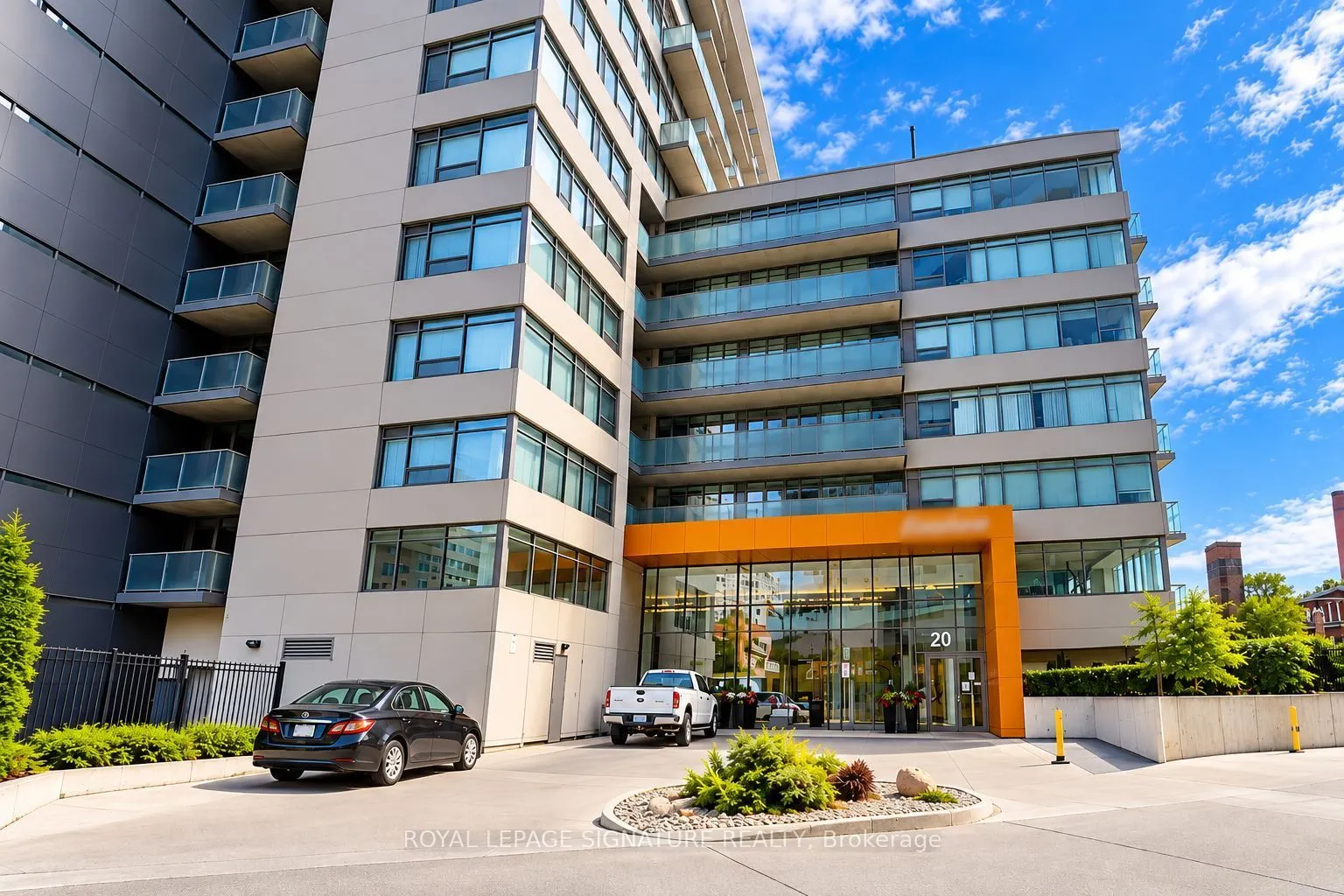 20 Joe Shuster Way #712