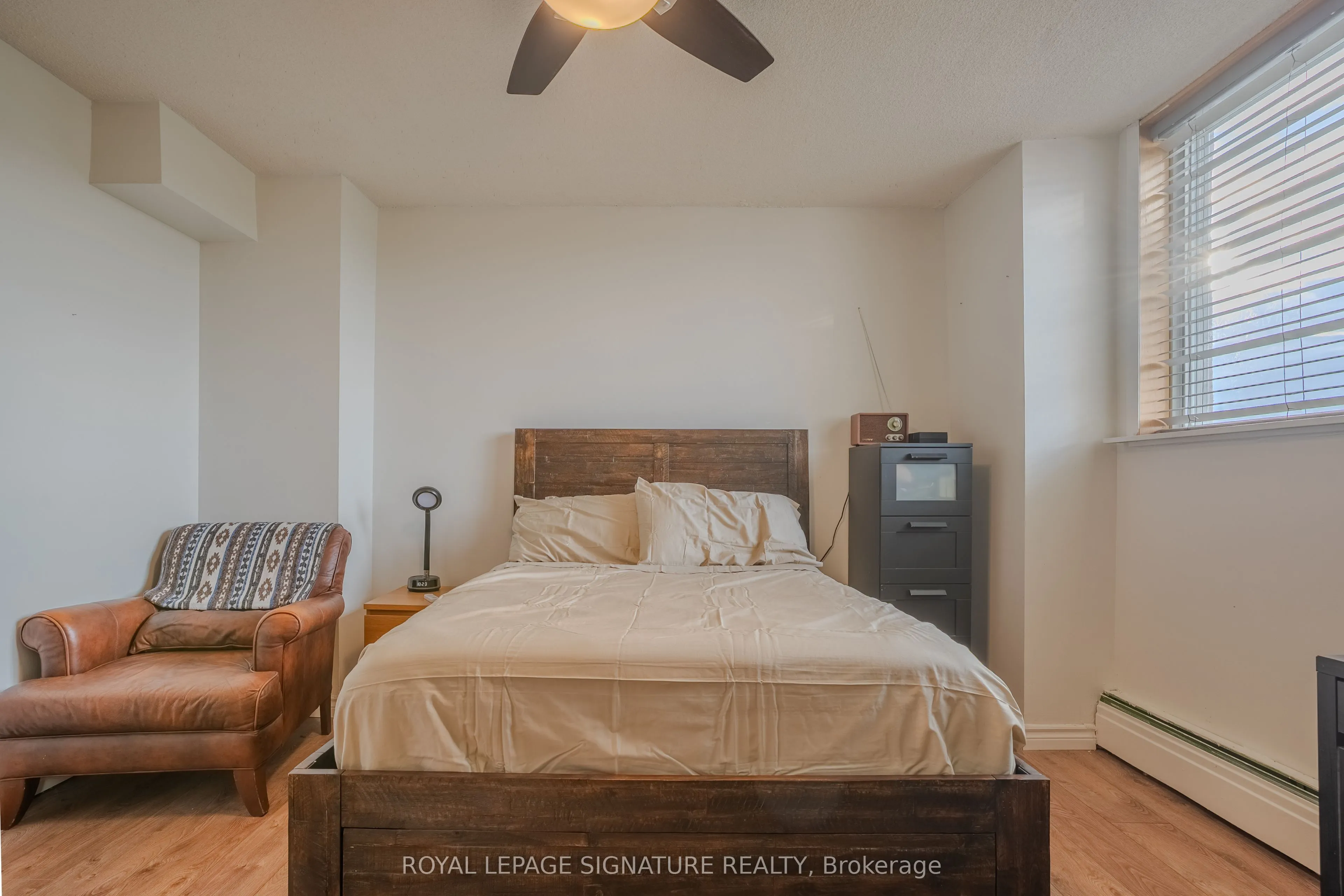 975 Warwick Court #1608