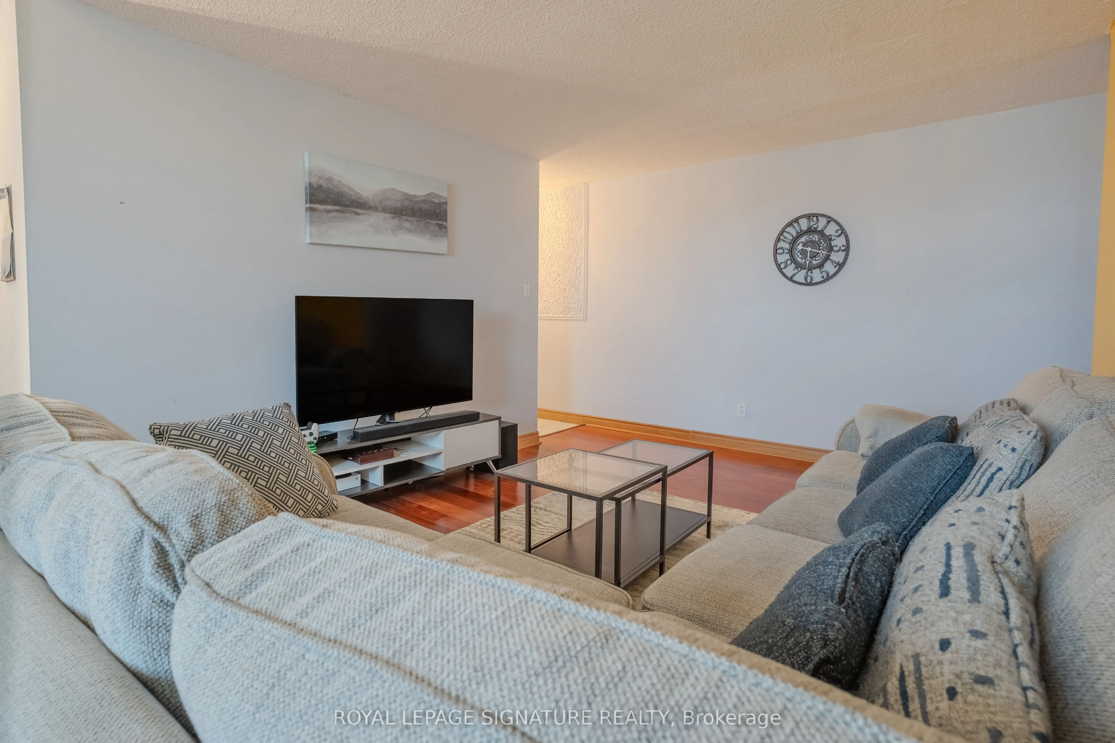 975 Warwick Court #1608