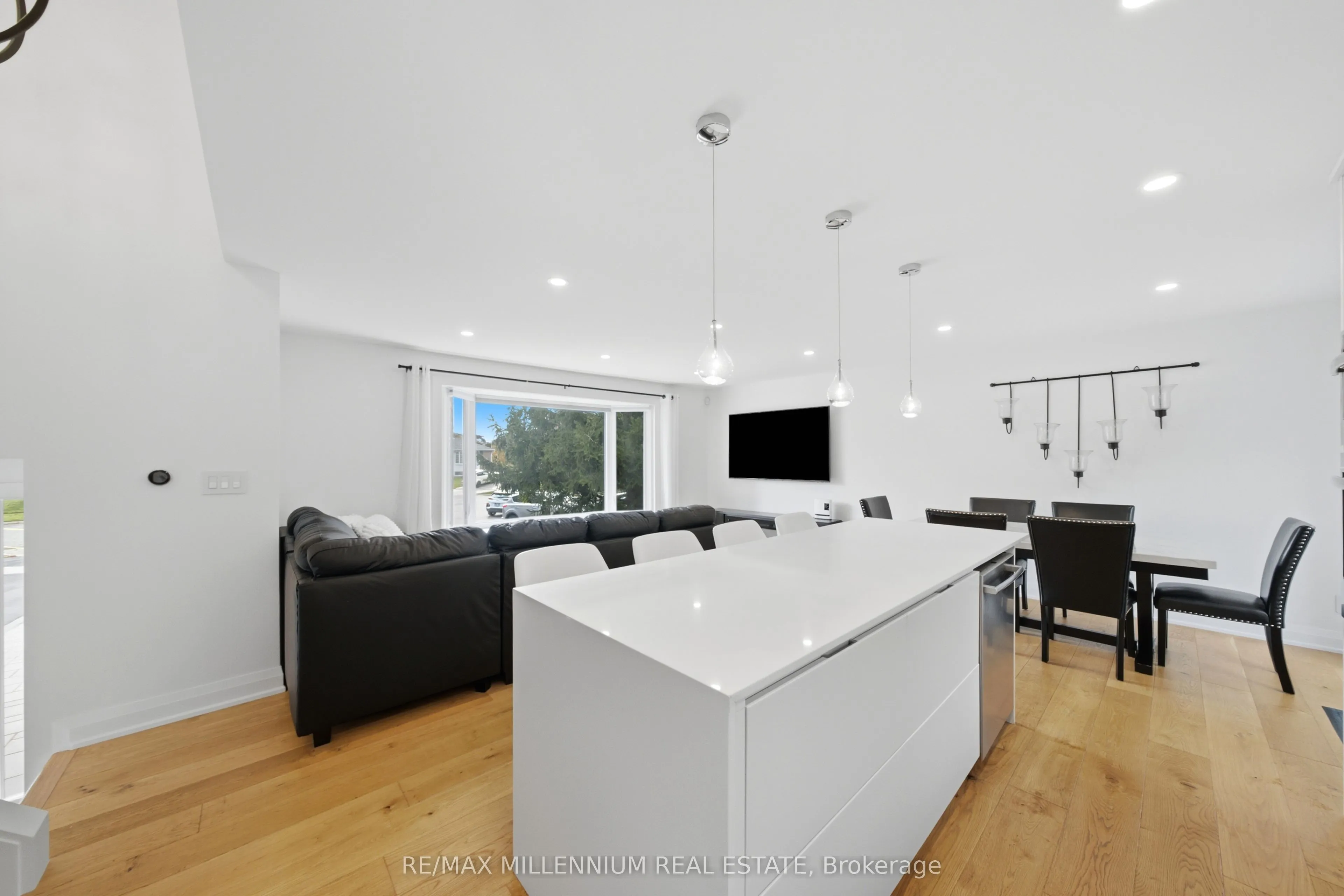 14 Crombie Place
