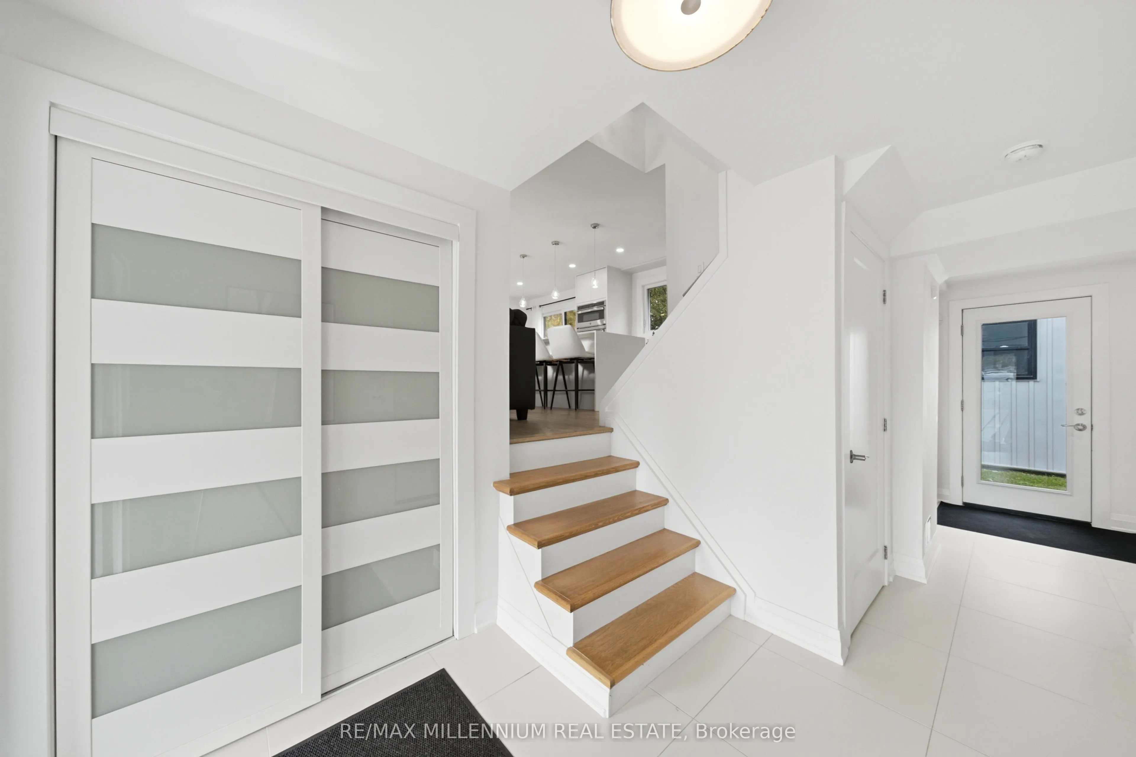 14 Crombie Place
