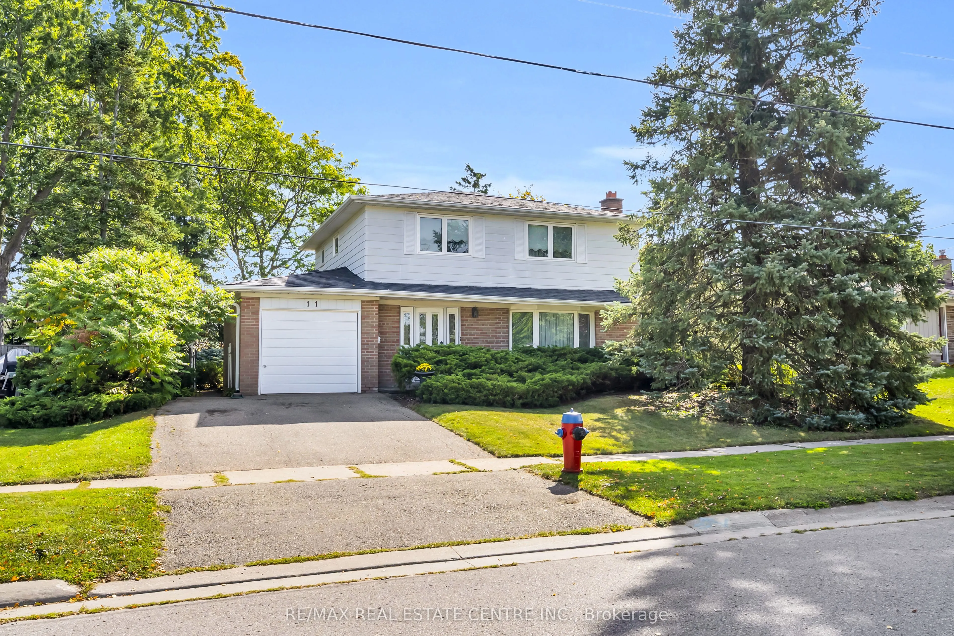 11 Dawson Crescent