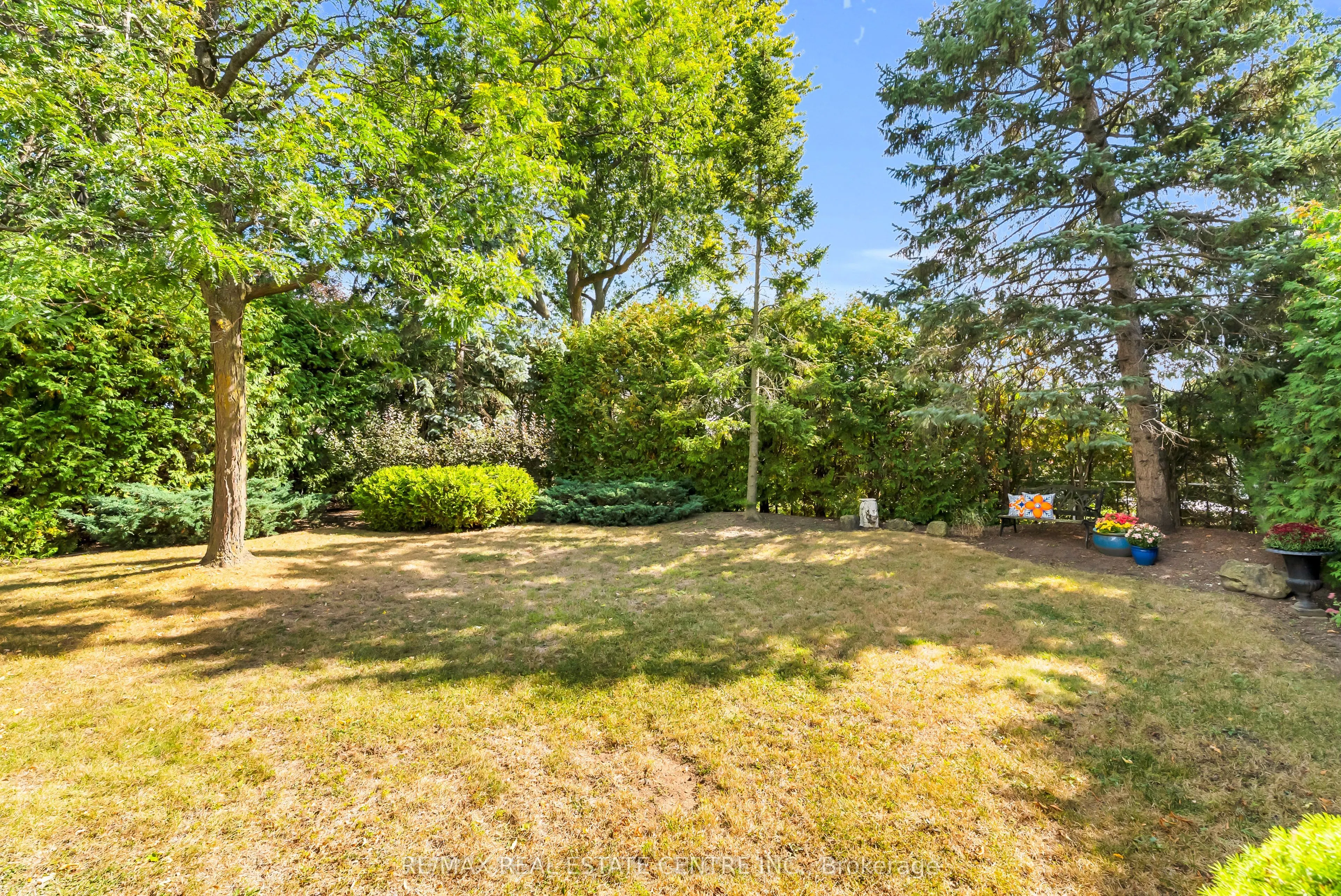 11 Dawson Crescent