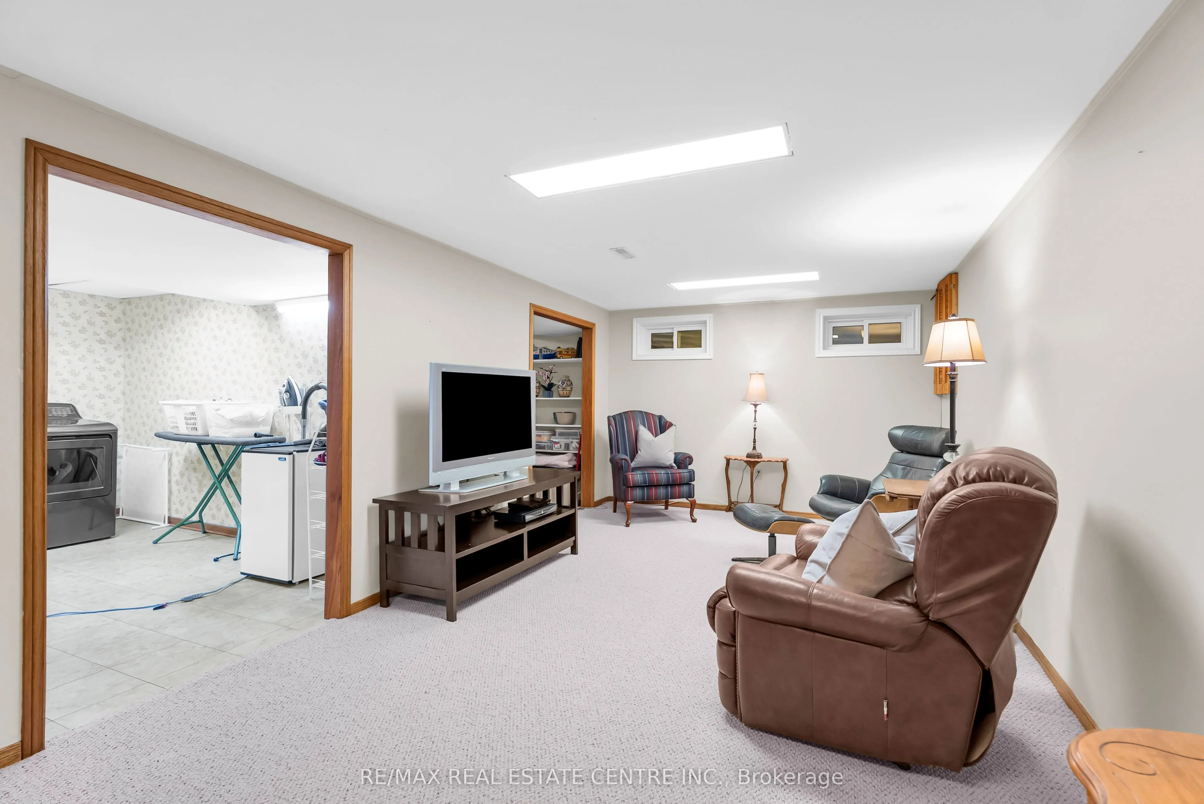 11 Dawson Crescent