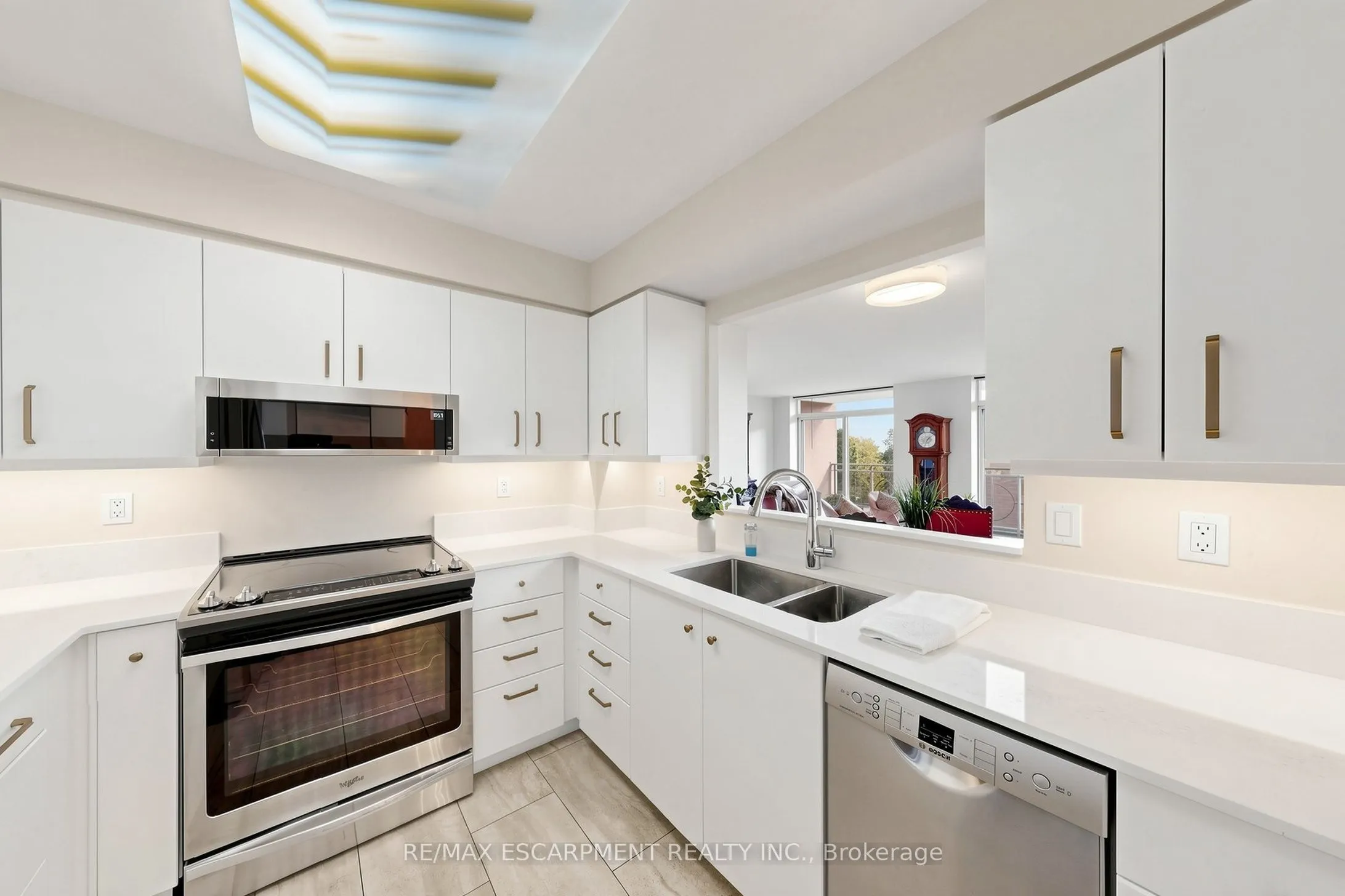 100 Burloak Drive #2416