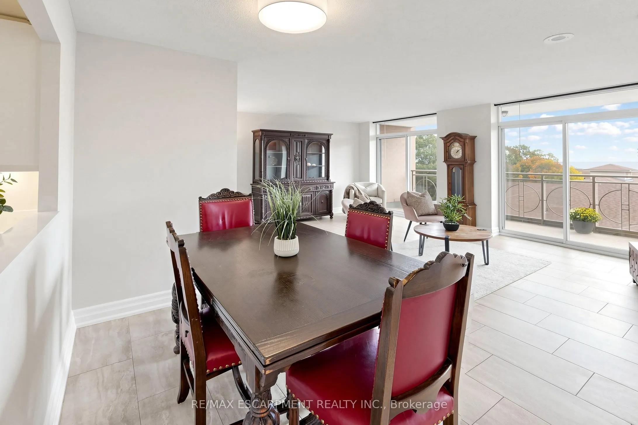 100 Burloak Drive #2416
