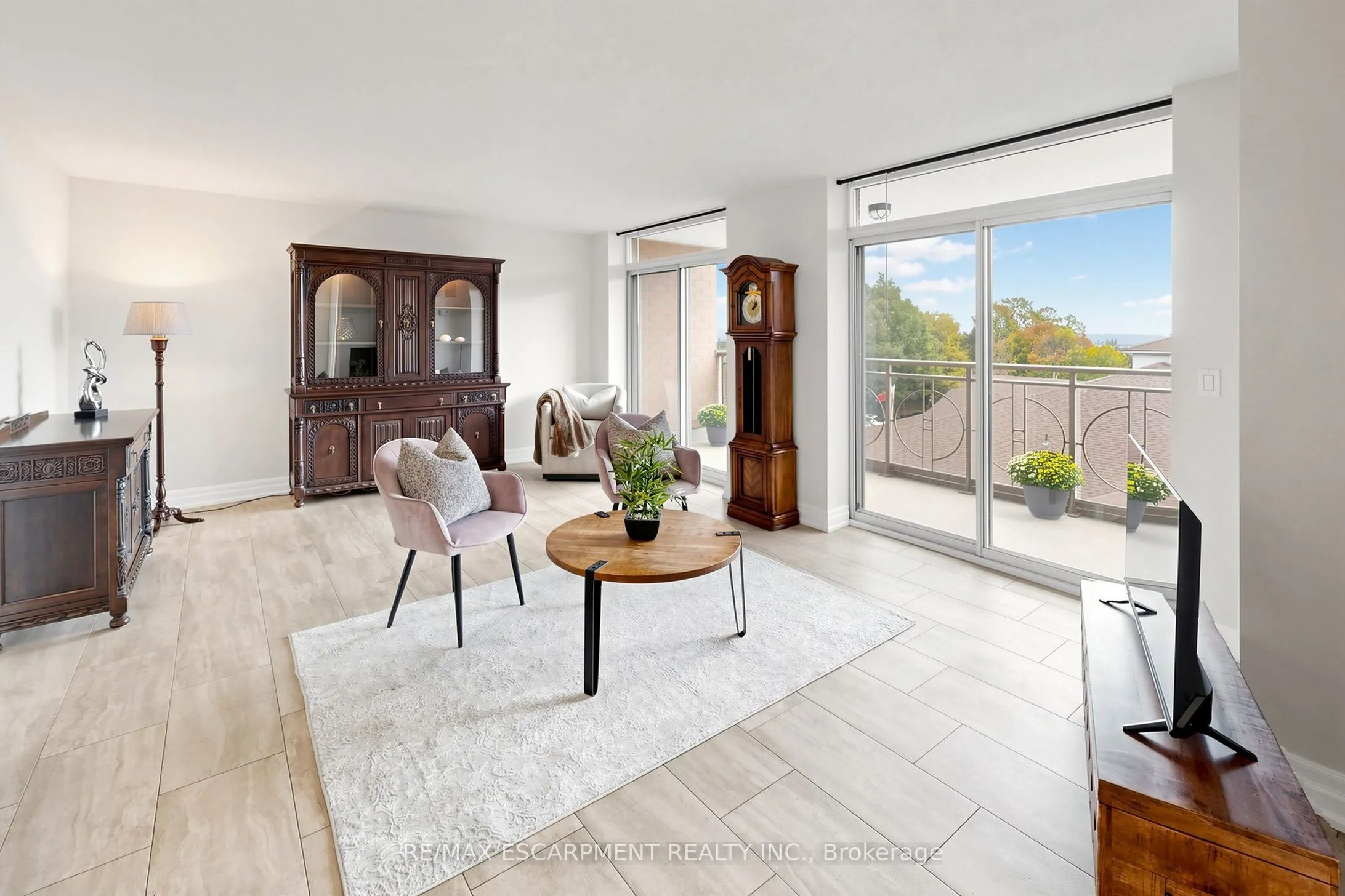 100 Burloak Drive #2416
