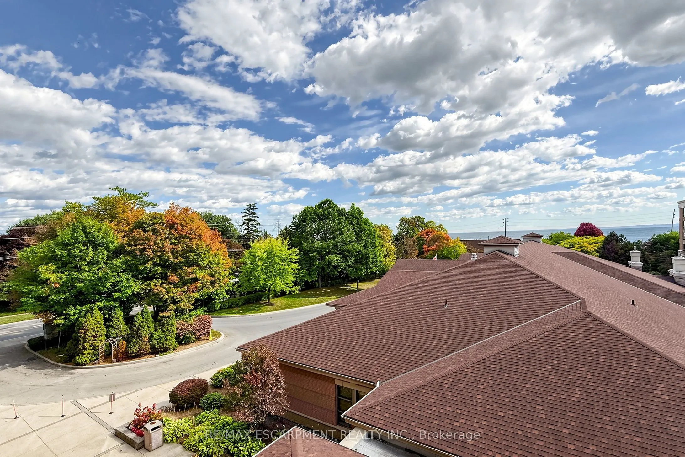100 Burloak Drive #2416