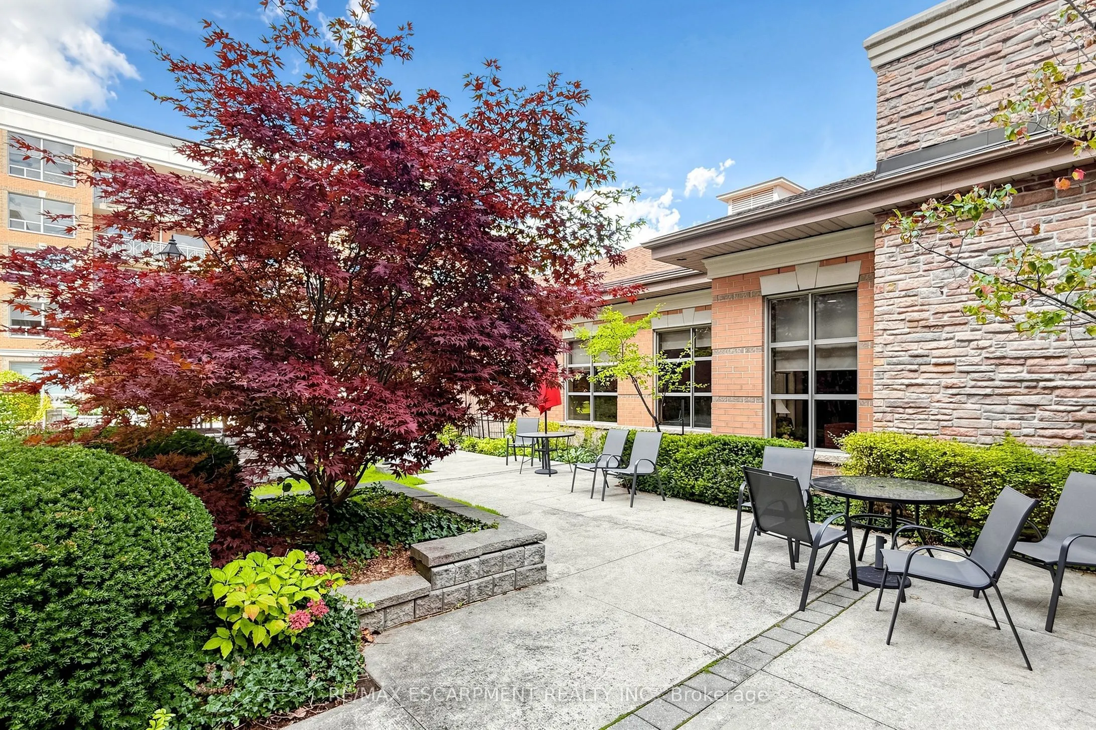 100 Burloak Drive #2416