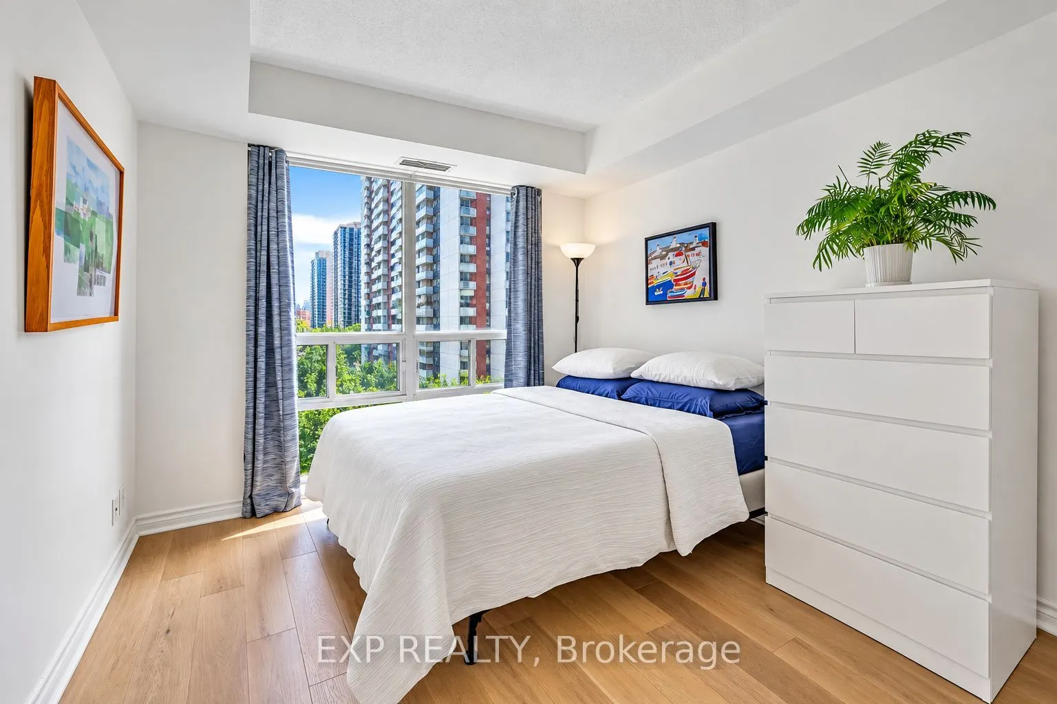 5 Michael Power Place #709