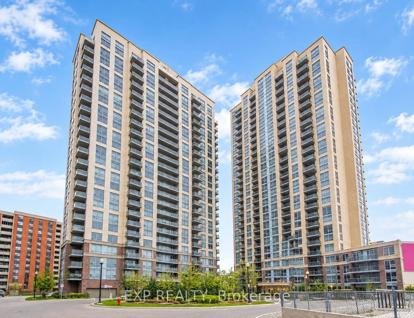 5 Michael Power Place #709
