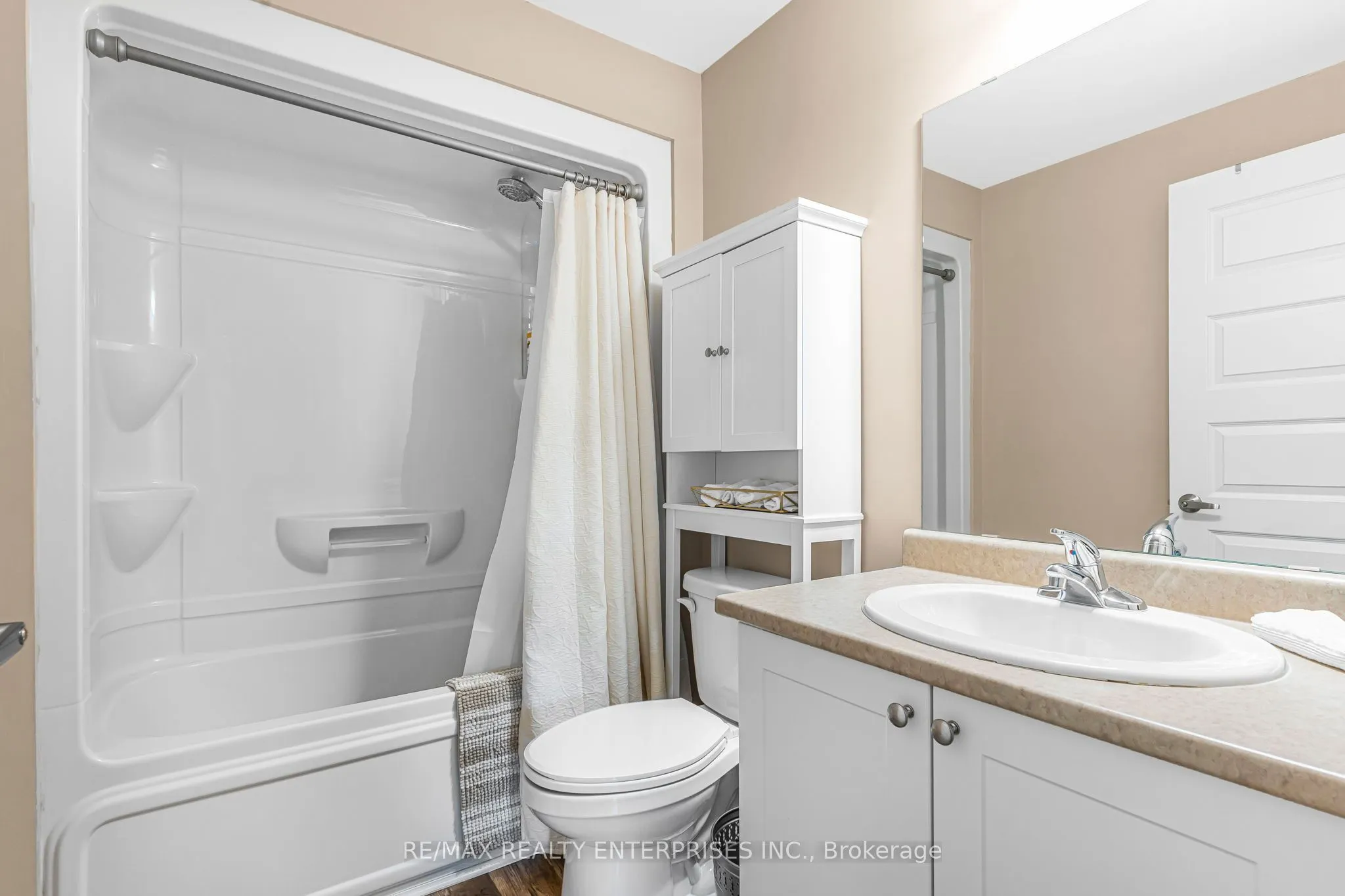 610 Farmstead Drive #409