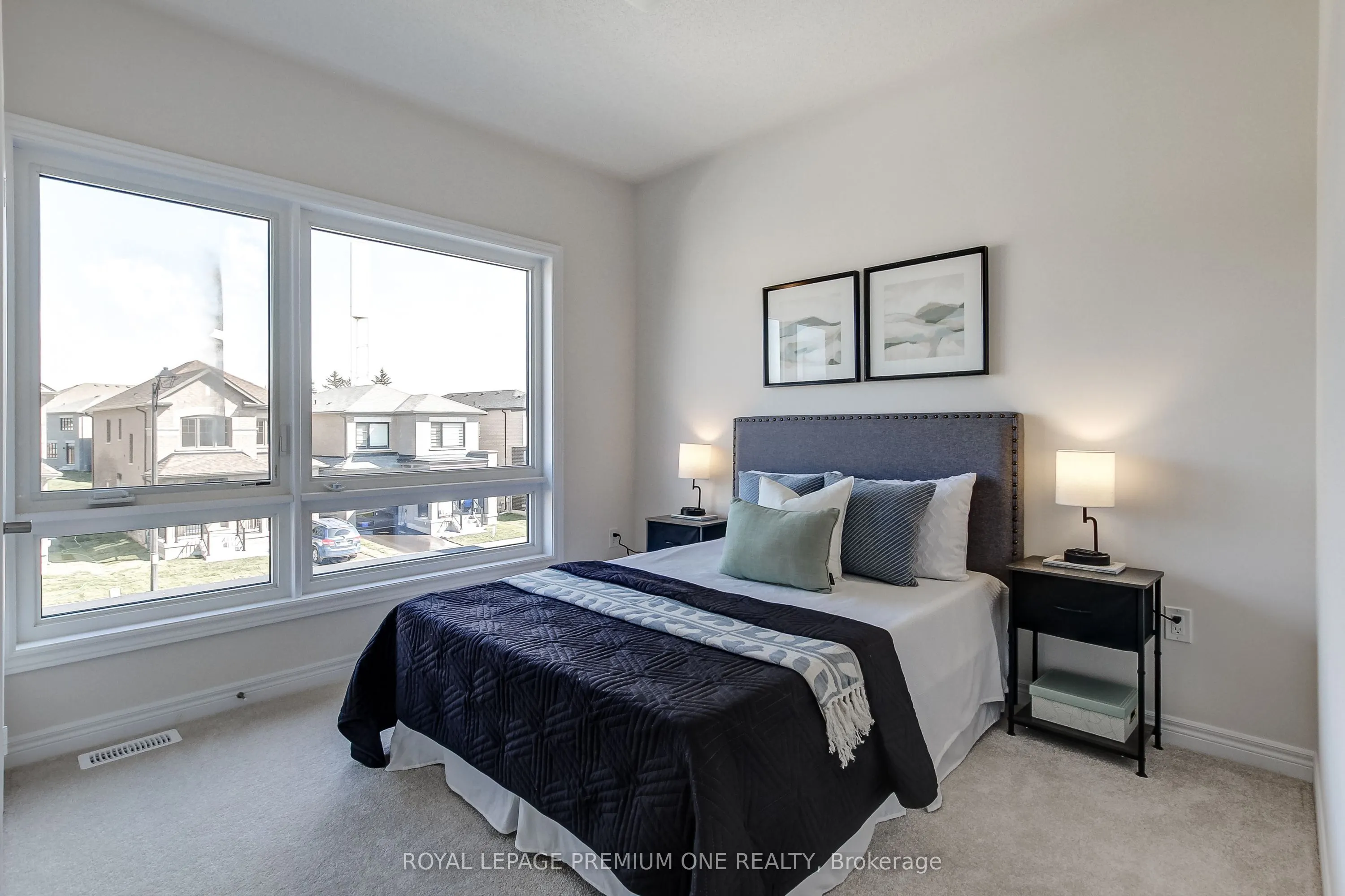 393 Kennedy Circle W