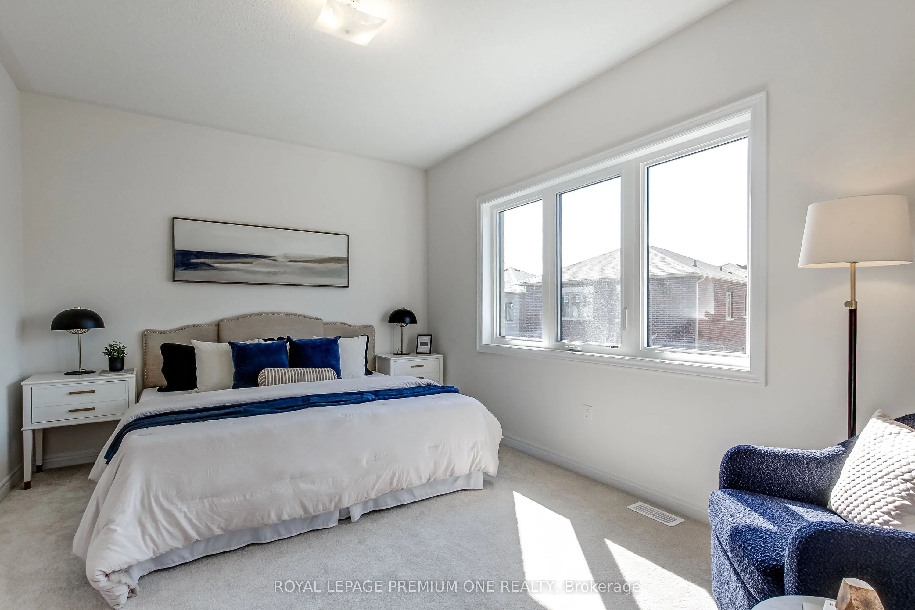 393 Kennedy Circle W