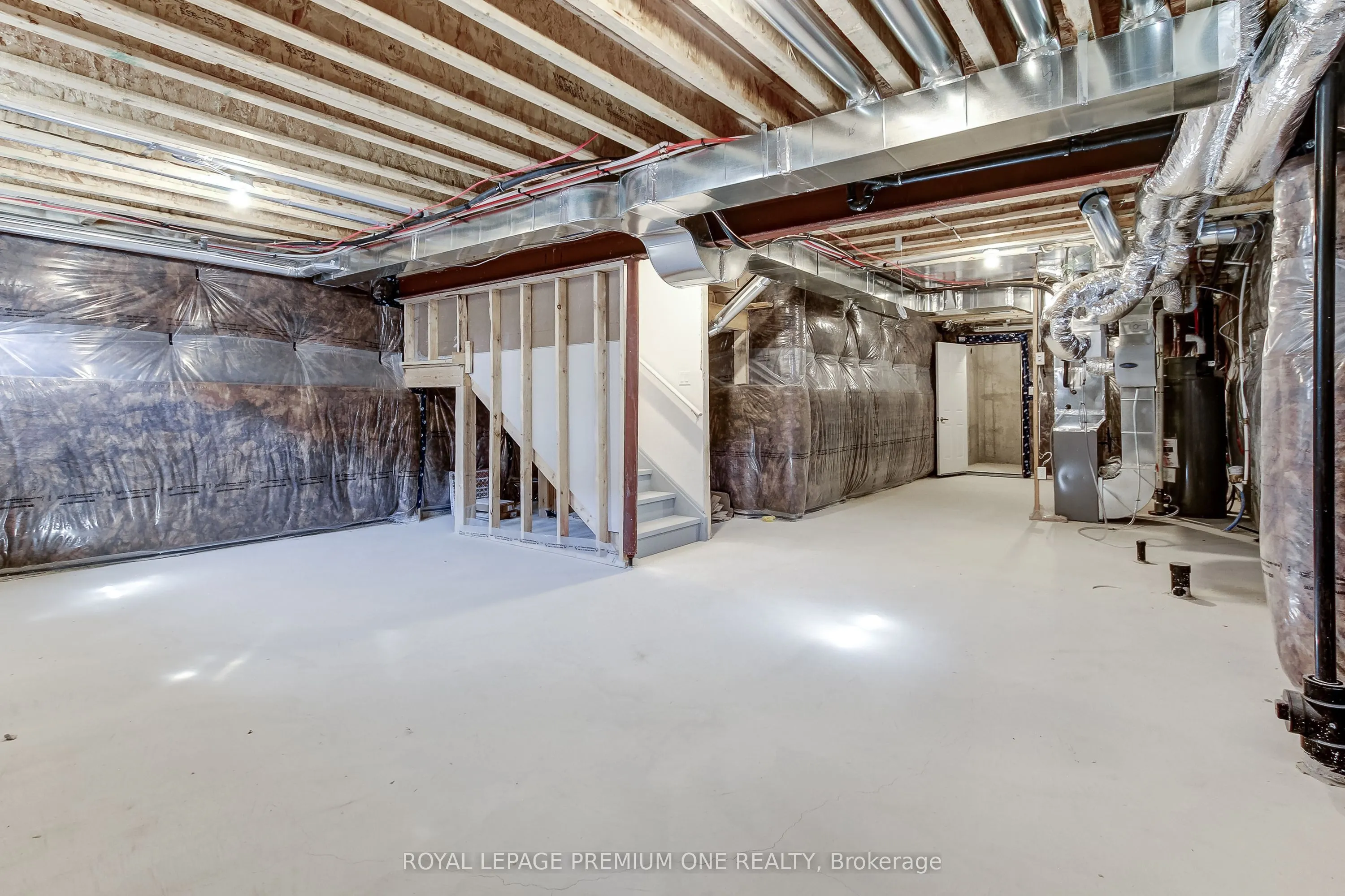 393 Kennedy Circle W