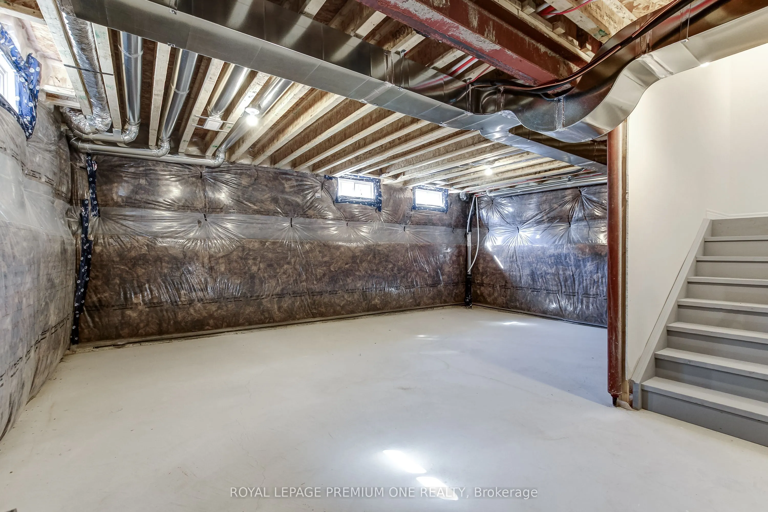 393 Kennedy Circle W