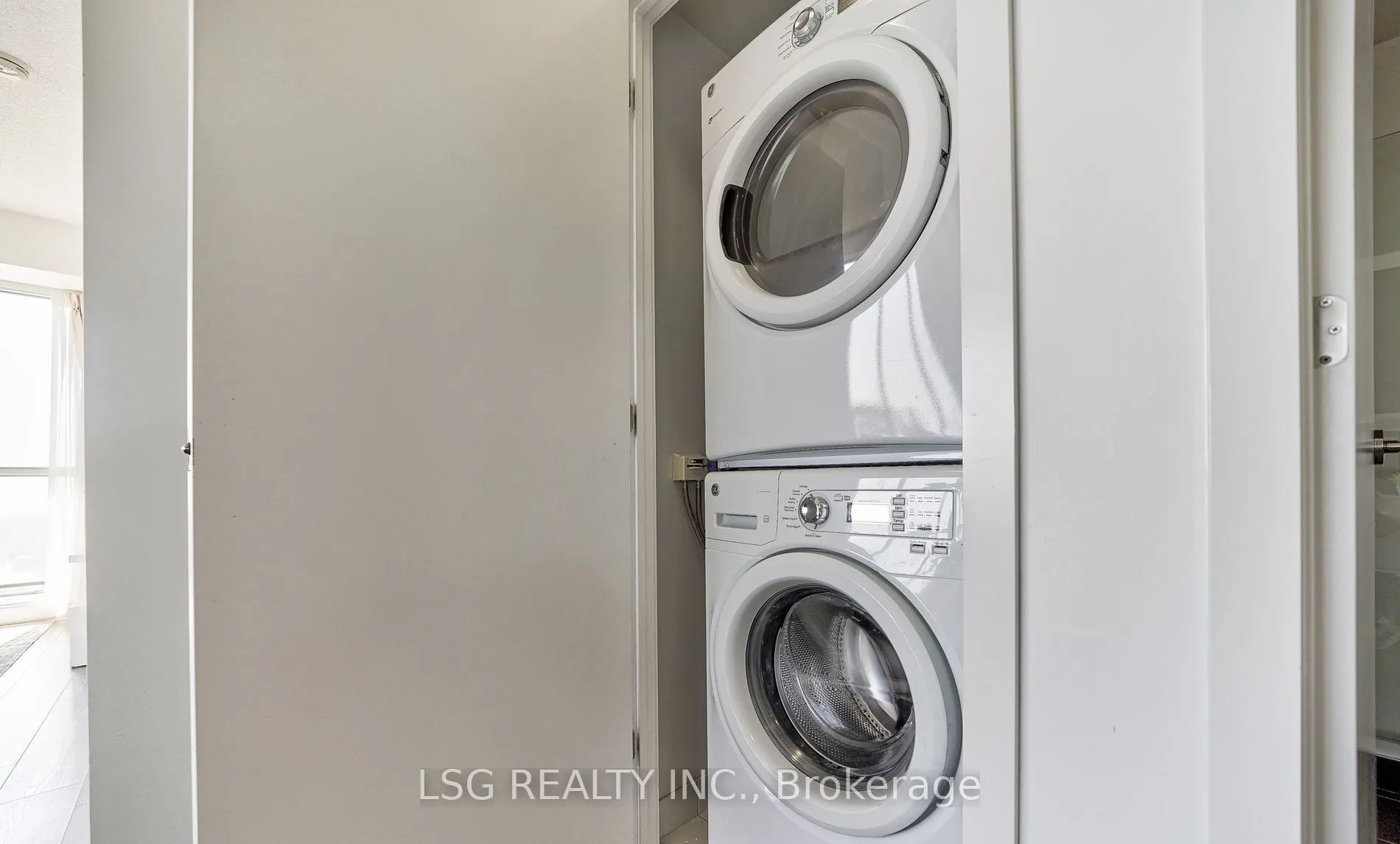 2200 Lake Shore Boulevard W #3801