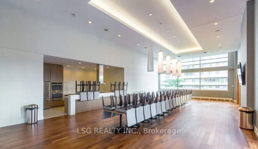 2200 Lake Shore Boulevard W #3801