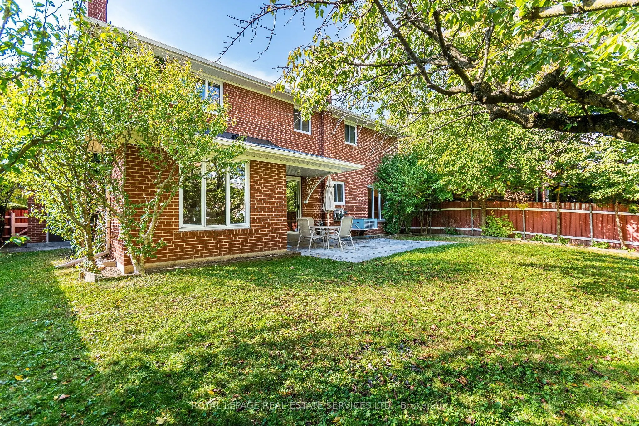 213 The Kingsway