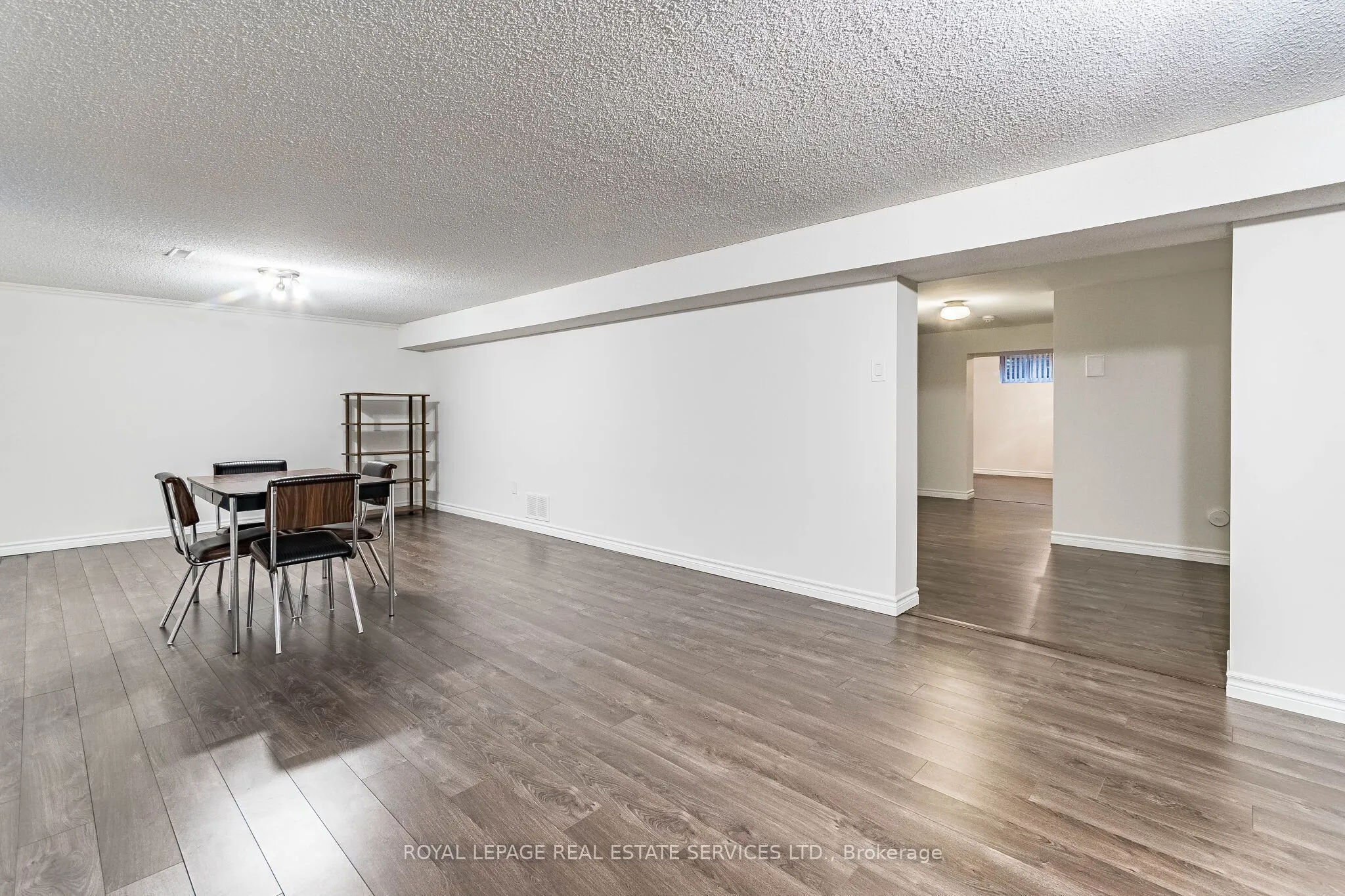213 The Kingsway