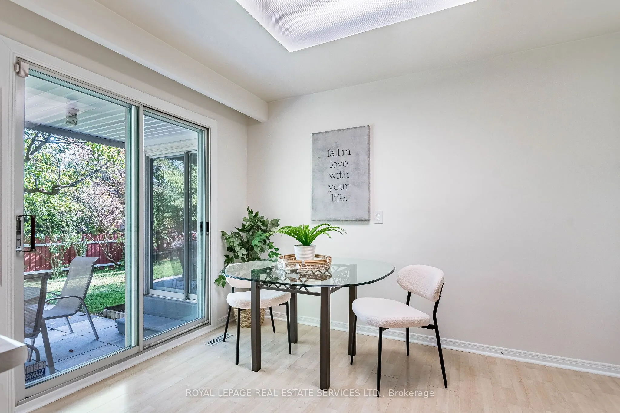 213 The Kingsway