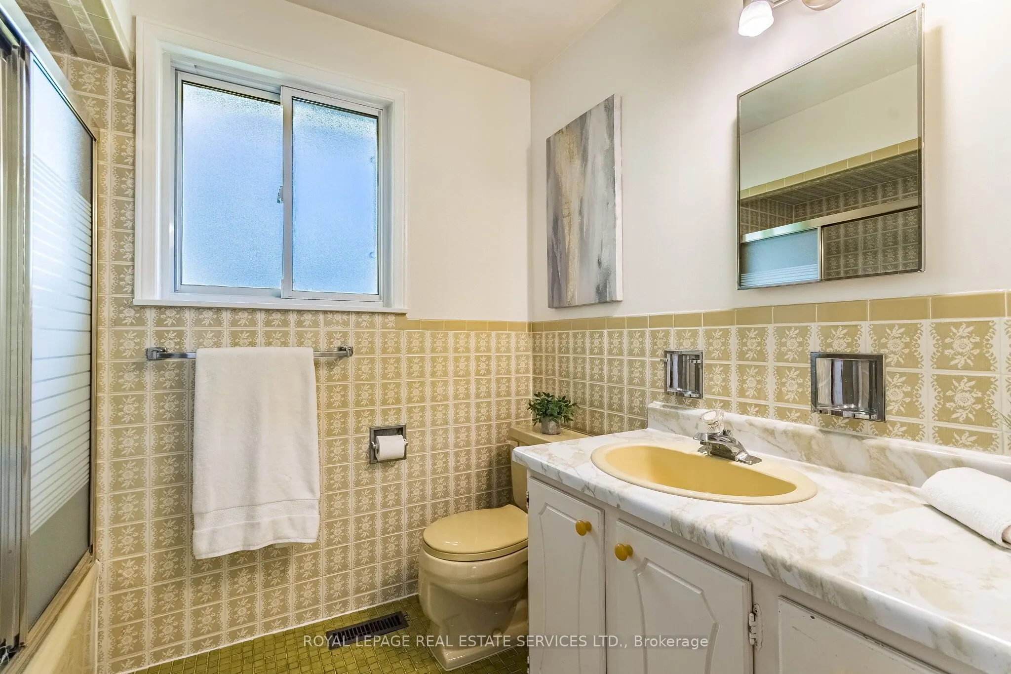 213 The Kingsway