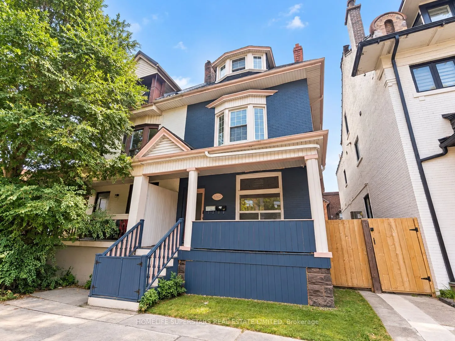 1267 King Street W
