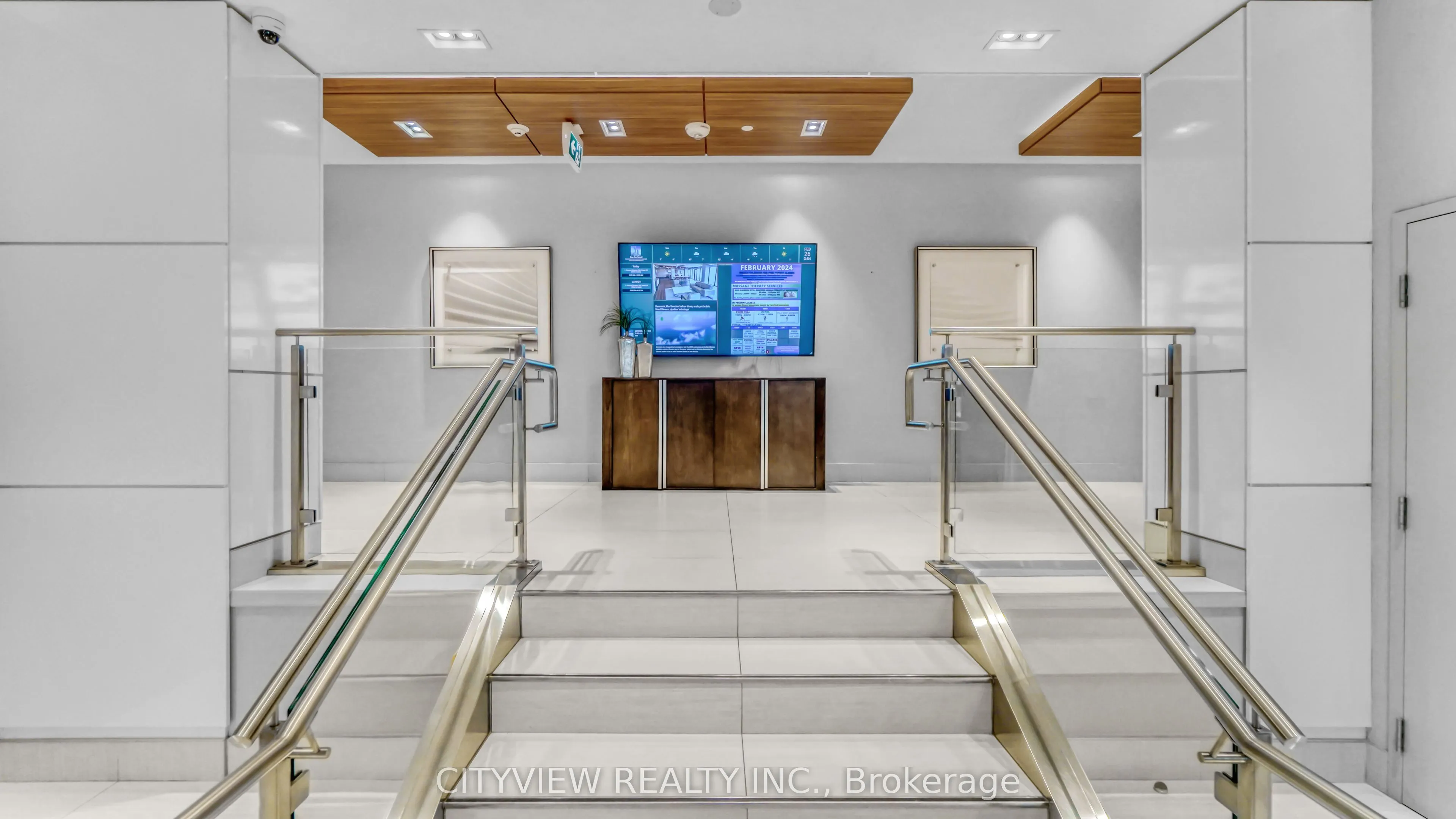 20 shore breeze Drive #2508