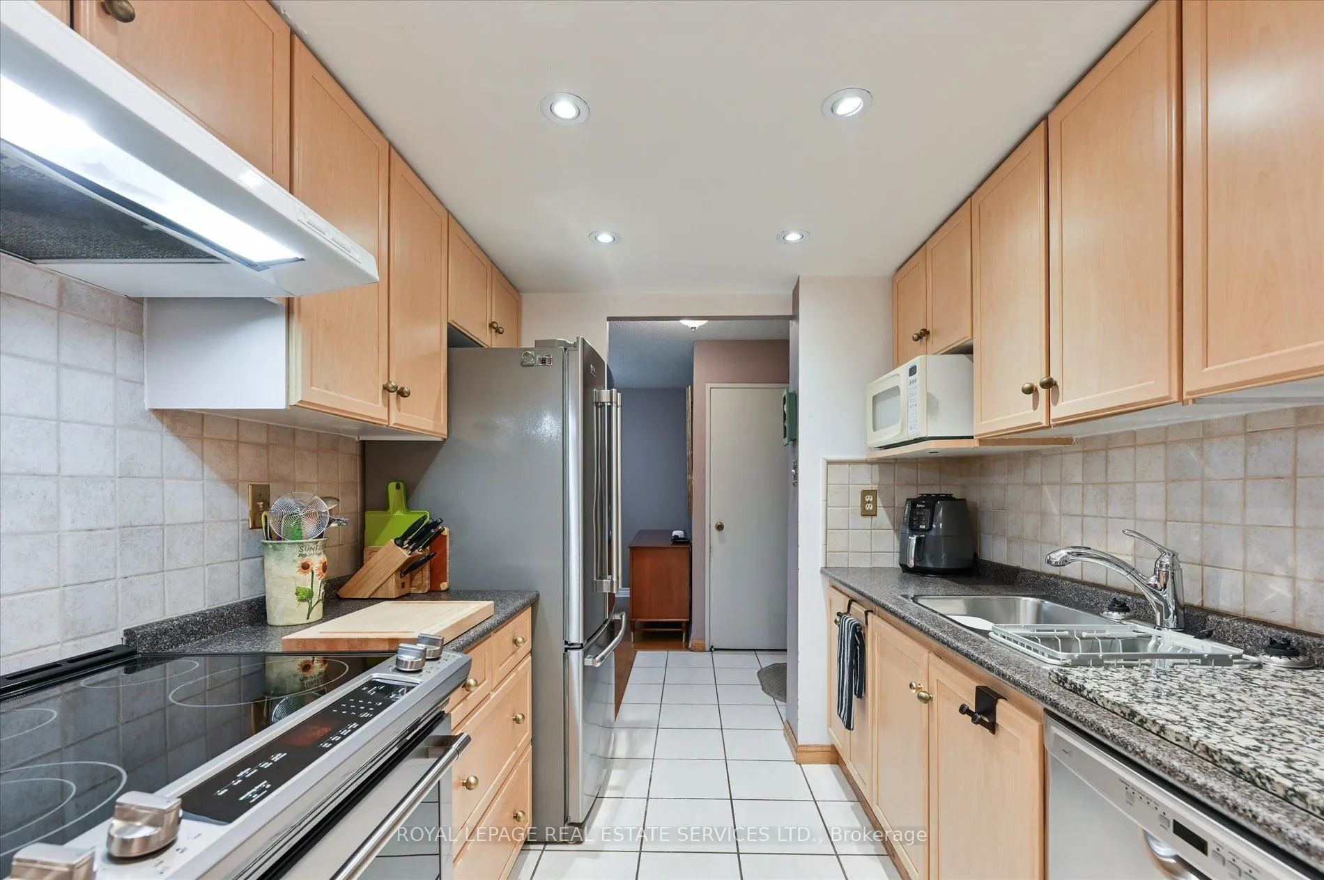 3100 Kirwin Avenue #301