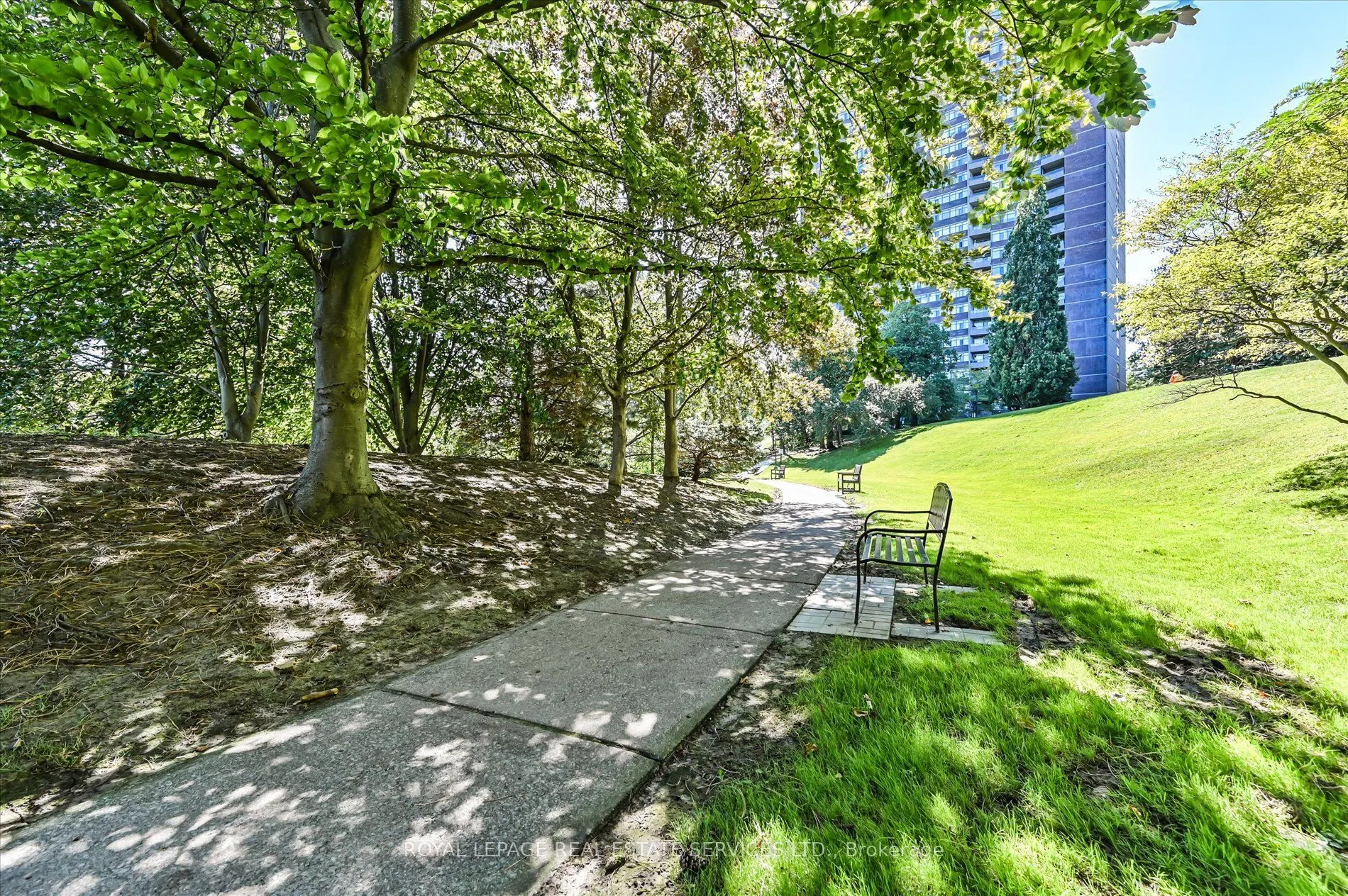 3100 Kirwin Avenue #301