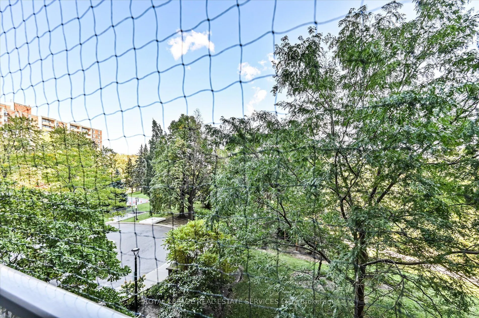 3100 Kirwin Avenue #301