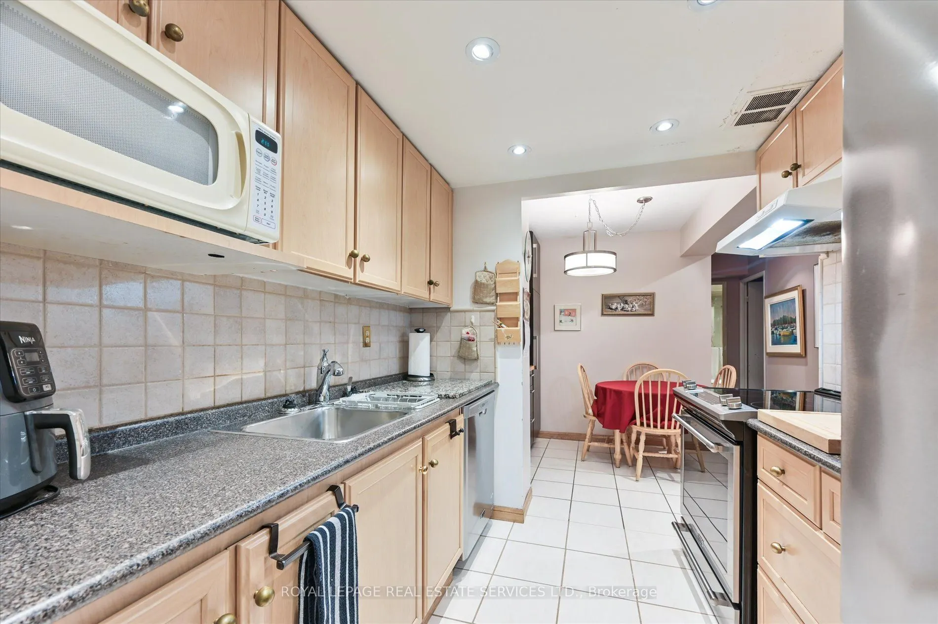 3100 Kirwin Avenue #301