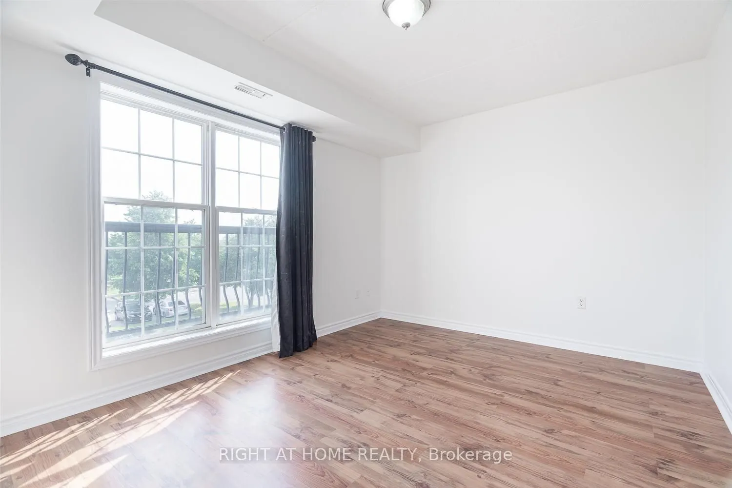 1471 Maple Avenue #302